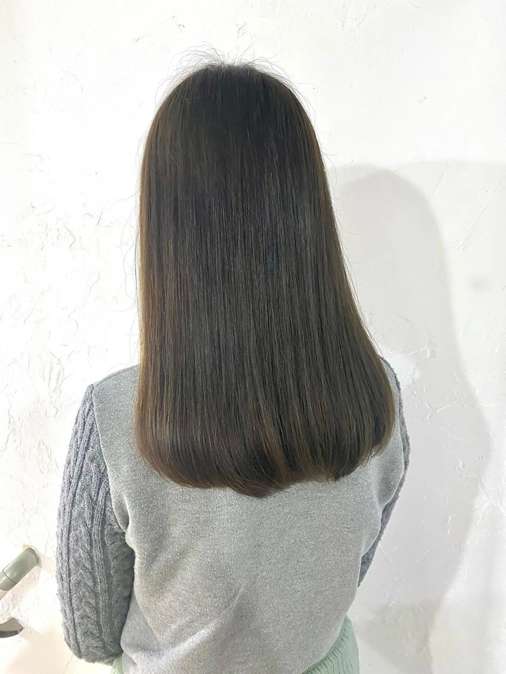 セミロング カラー Aujuaソムリエ 🎨‎♡HARUのヘアスタイル