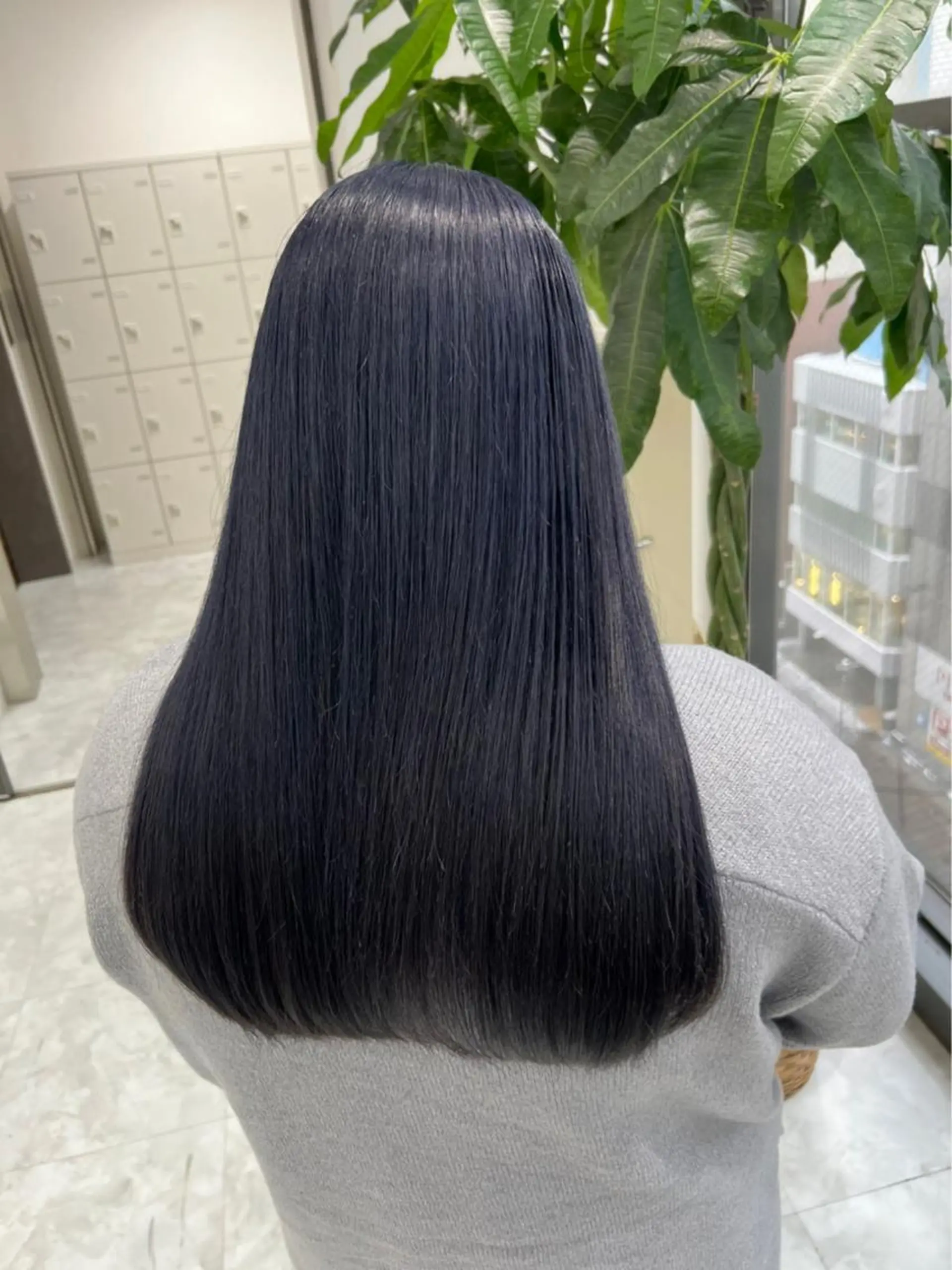 セミロング カラー ヘアアレンジ 🤍透明感カラー🤍 似合わせ🤍AINEのヘアスタイル