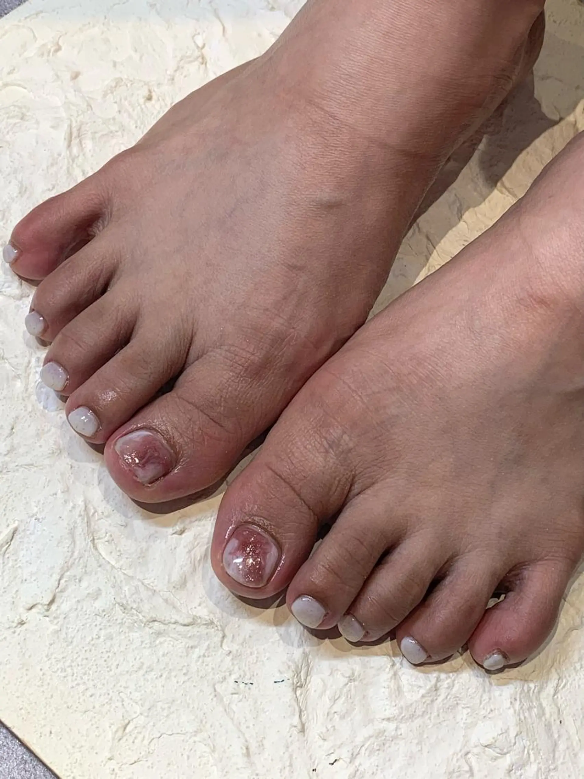 ネイル ジェルネイル ニュアンスネイル マキノ ユイのネイルデザイン