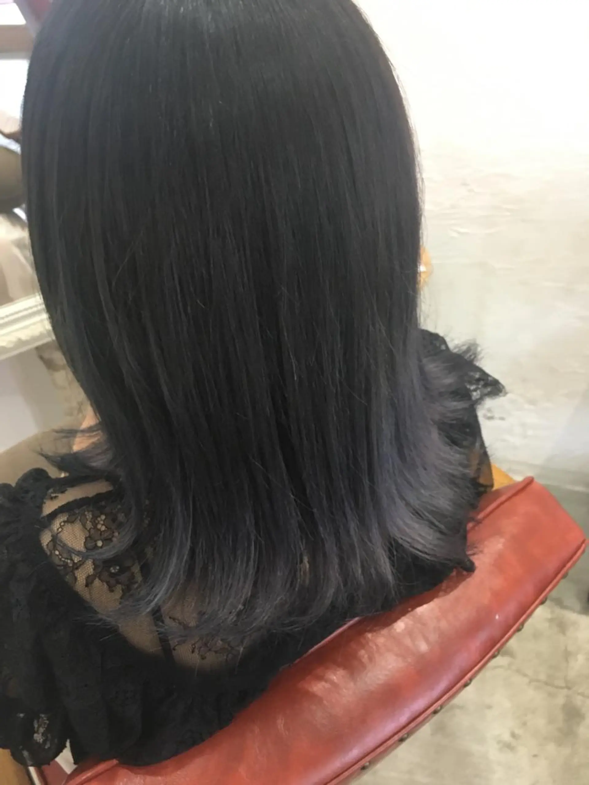 ミディアム カラー ブルーカラー ブルーバイオレット バイオレットカラー fio マナミのヘアスタイル