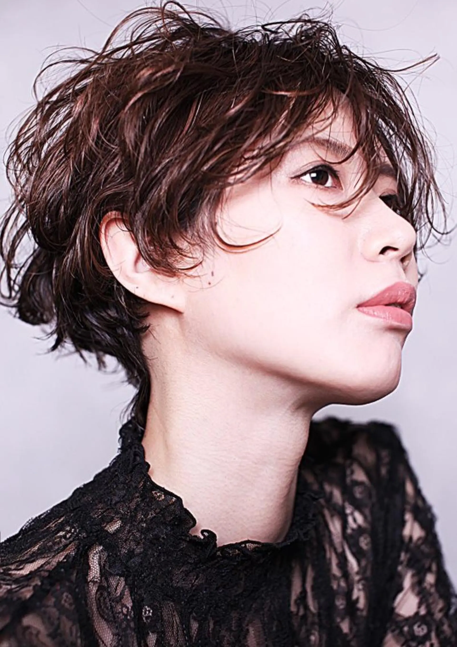 ショート カラー グラデーションカラー ハイライトカラー イルミナカラー ハイライト ショートヘア カット 社内カット講師・店長 菅原賢一のヘアスタイル