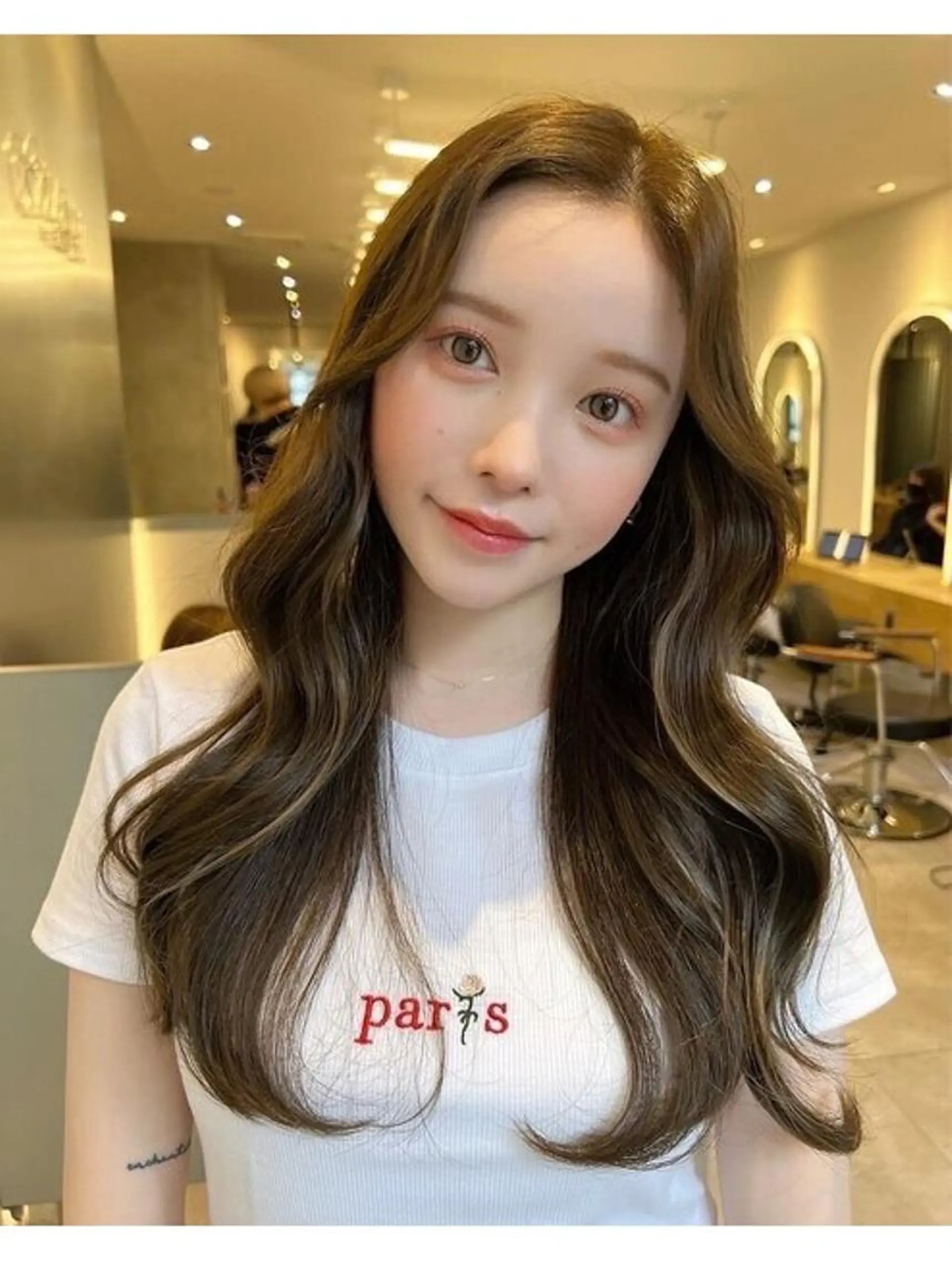 ロング 顔まわりレイヤー 髪質改善 韓国風ヘア レイヤーカット 似合わせカット 髪質改善🇰🇷レイ ヤーカット/艶透明髪のヘアスタイル