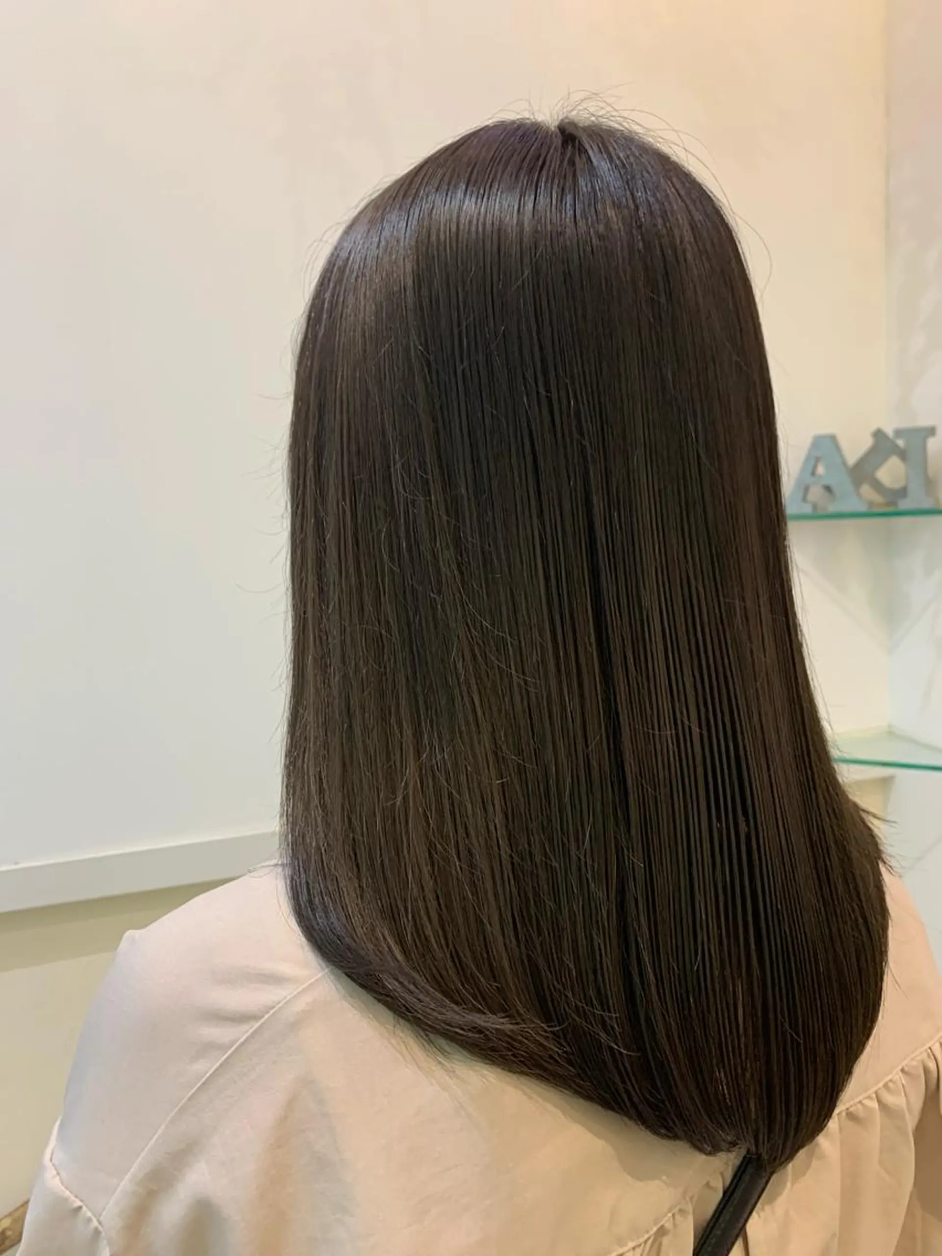 セミロング カラー ブリーチしない暖色 カラー🥀杉 優菜のヘアスタイル