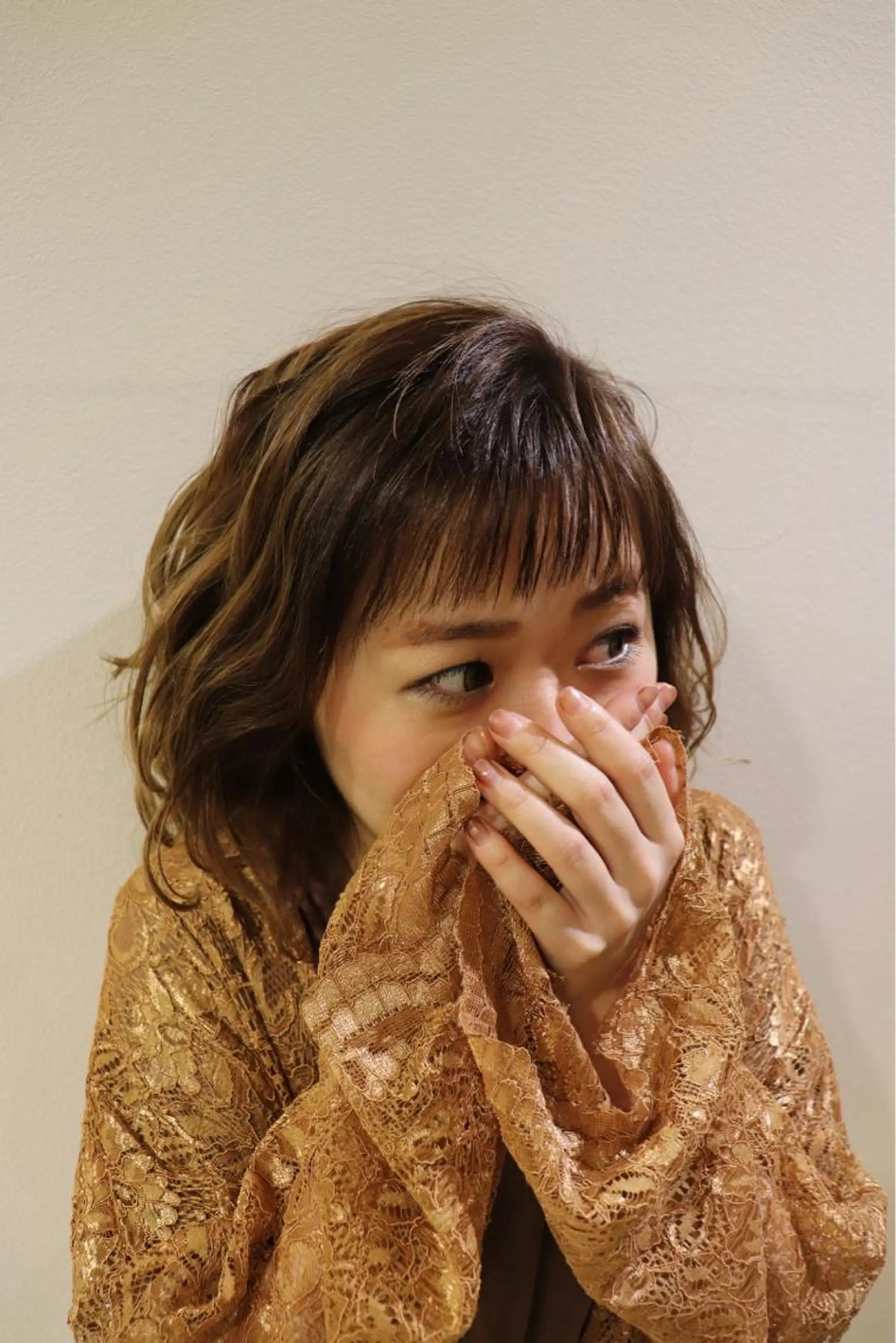 ミディアム オン眉 シースルーバング カット 縮毛矯正 Agu  清尾 浩昭のヘアスタイル