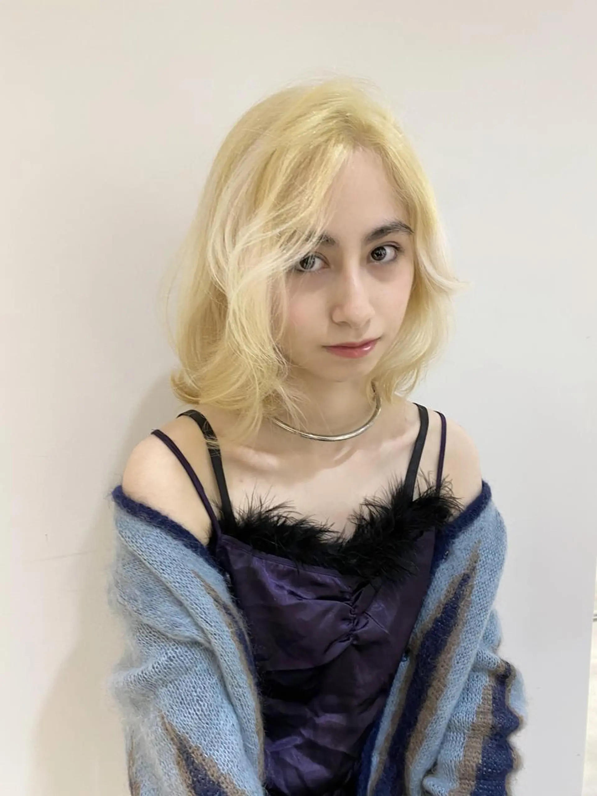 ミディアム サイレント美容師 アイリィのヘアスタイル