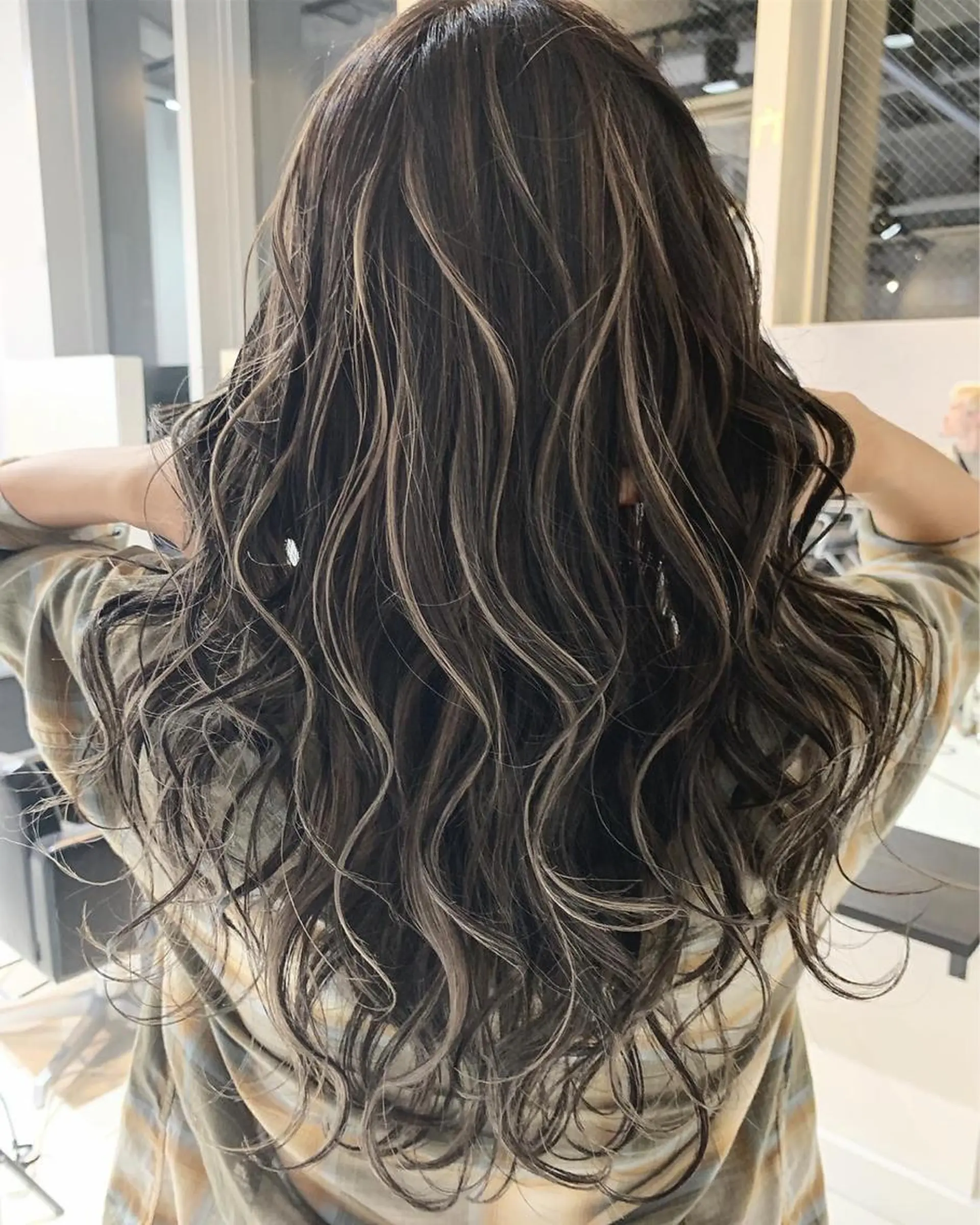 ロング カラー ヘアアレンジ 阿部 圭悟のヘアスタイル