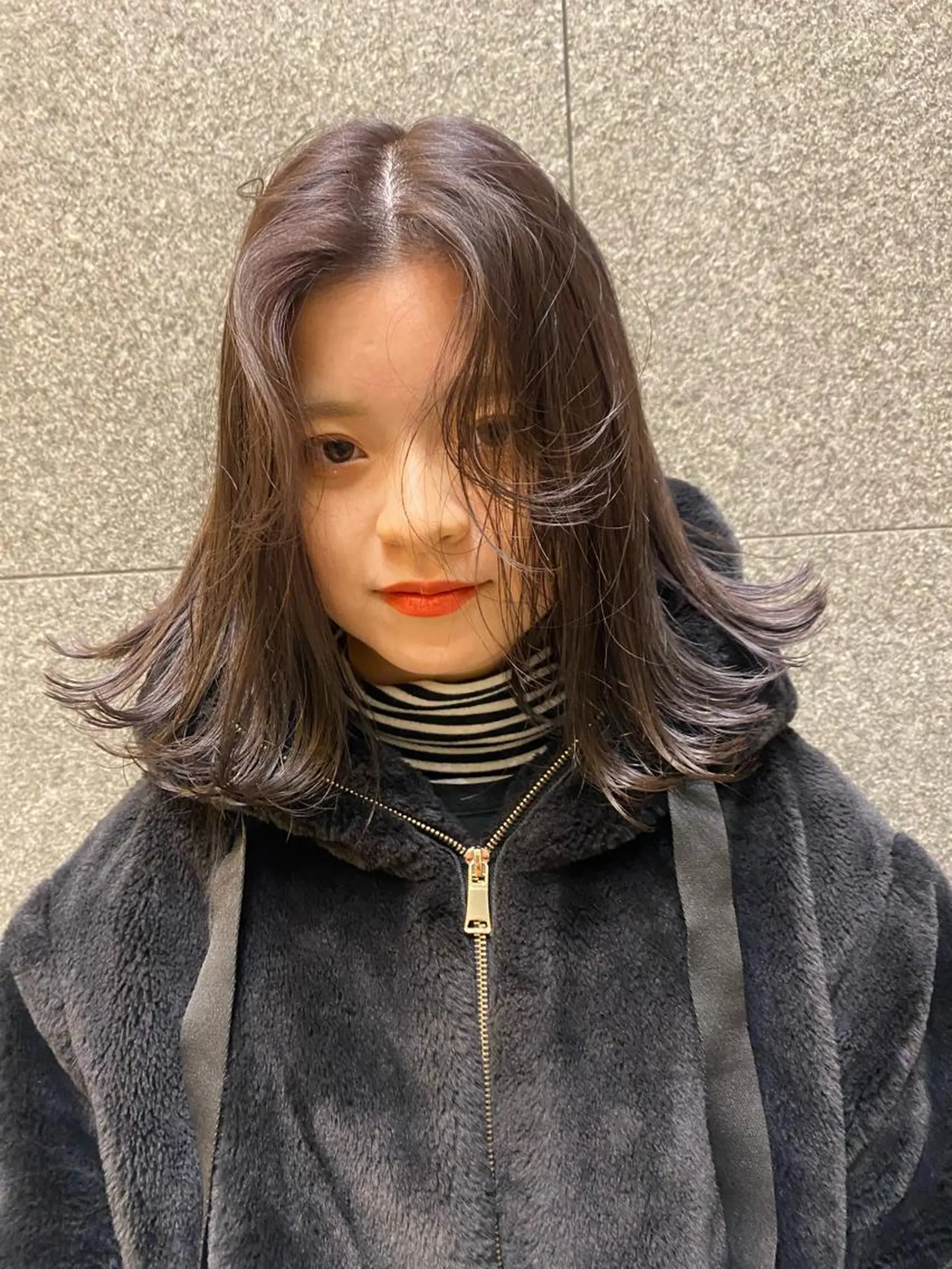 ミディアム デザインカラー/ボブ ブリーチカラー/ユリのヘアスタイル