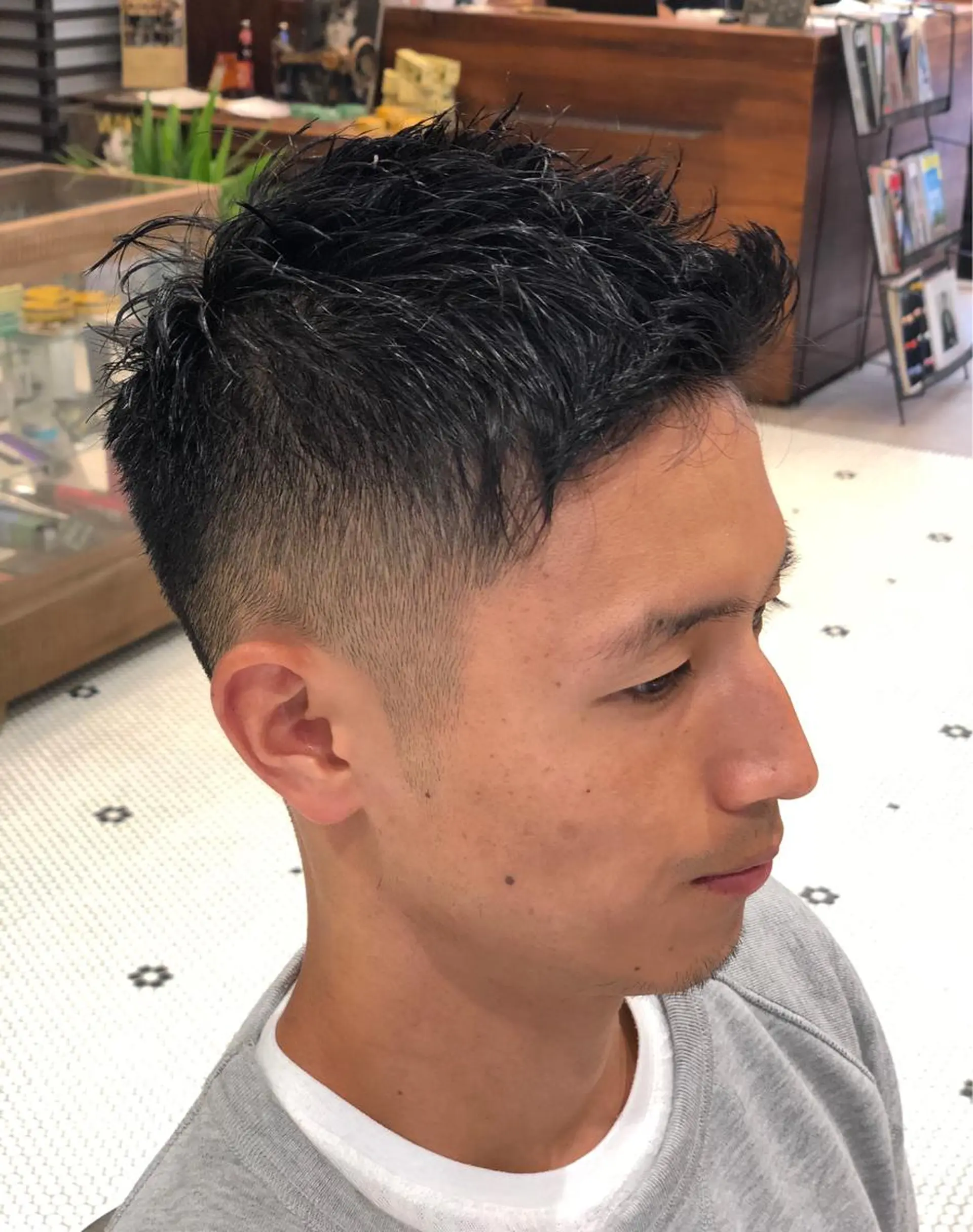 ショート パーマ メンズ カット無料/髪質改善 髪質根本改善/艶髪のヘアスタイル