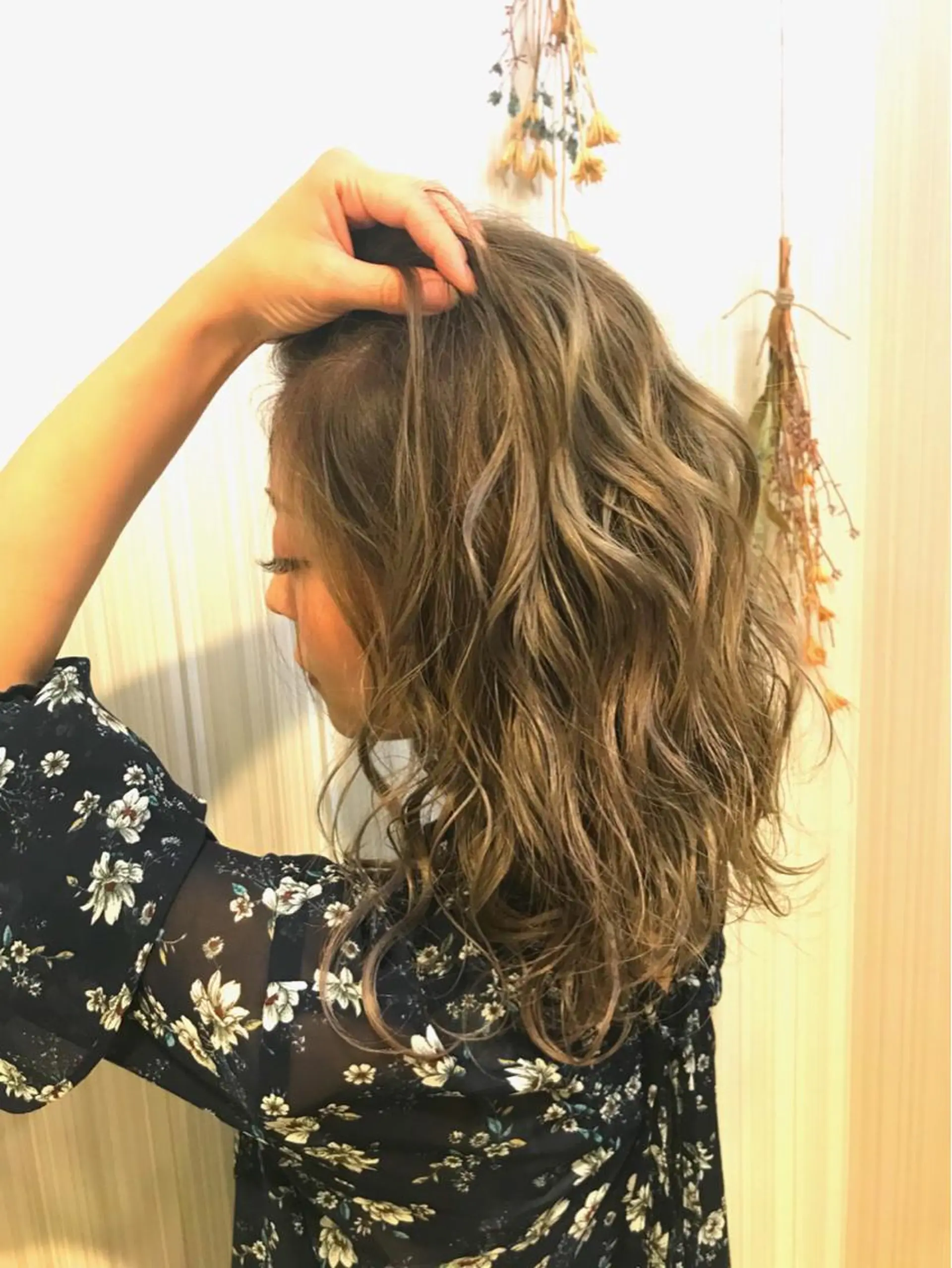 ミディアム カラー ブリーチ Miku🪄💫 フェイスレイヤーのヘアスタイル