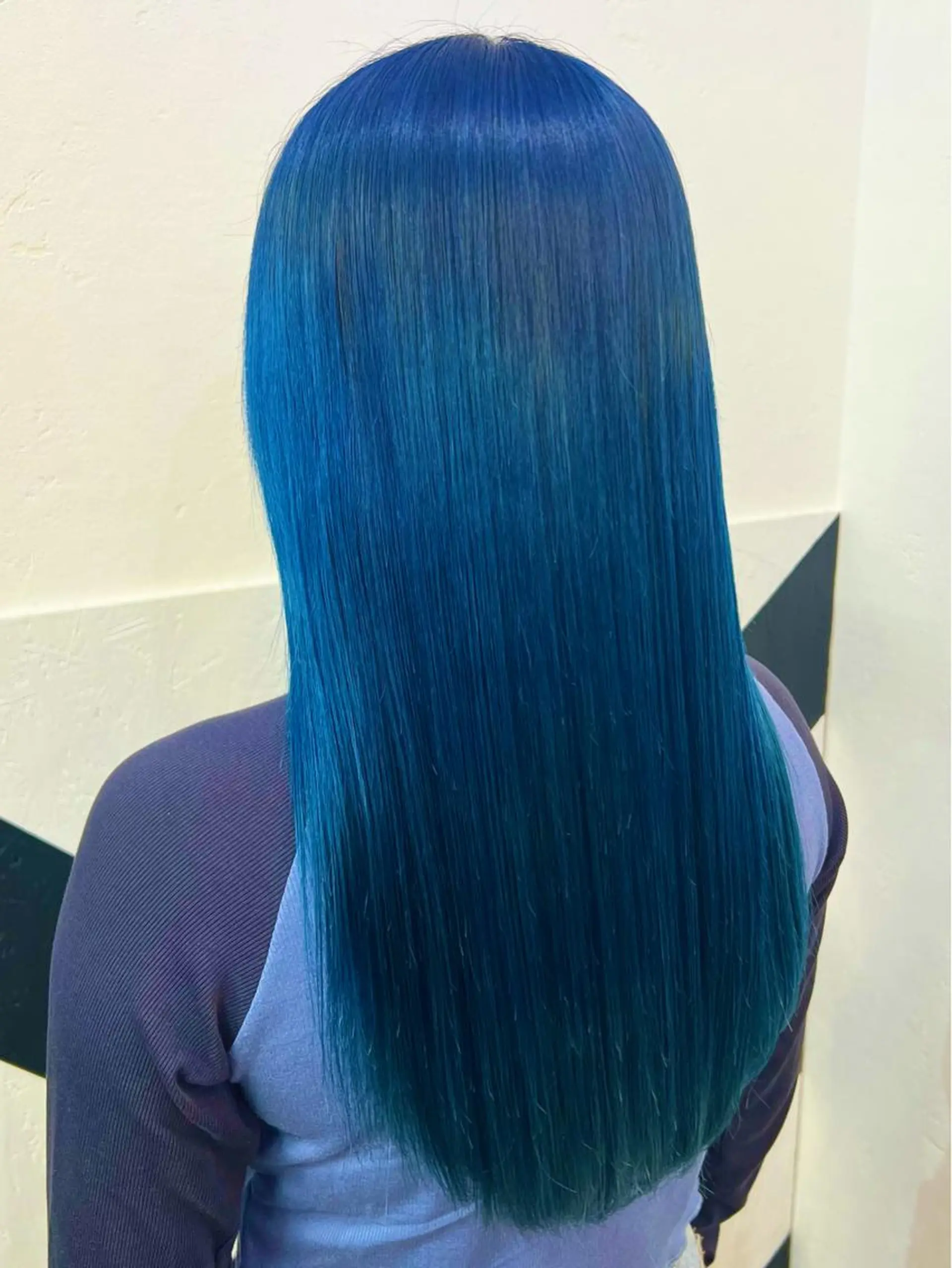 ロング カラー シールエクステ アディクシーカラー アッシュ バレイヤージュ ミストバング ヘアカラー ＤＥＳＴ所属・吉野 瑳桜のヘアスタイル