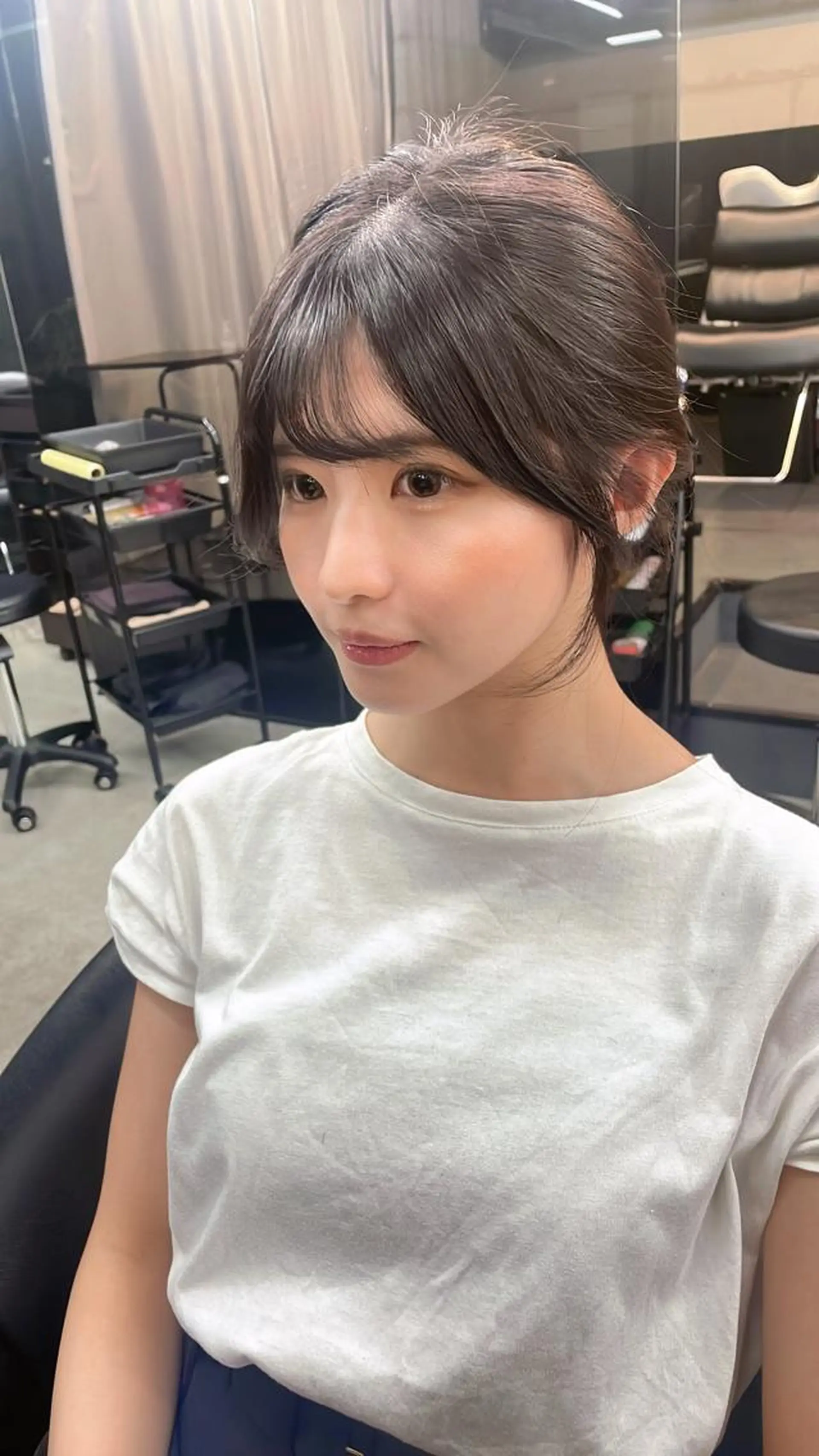 カラー 伊藤 莉奈　韓国ヘアのヘアスタイル