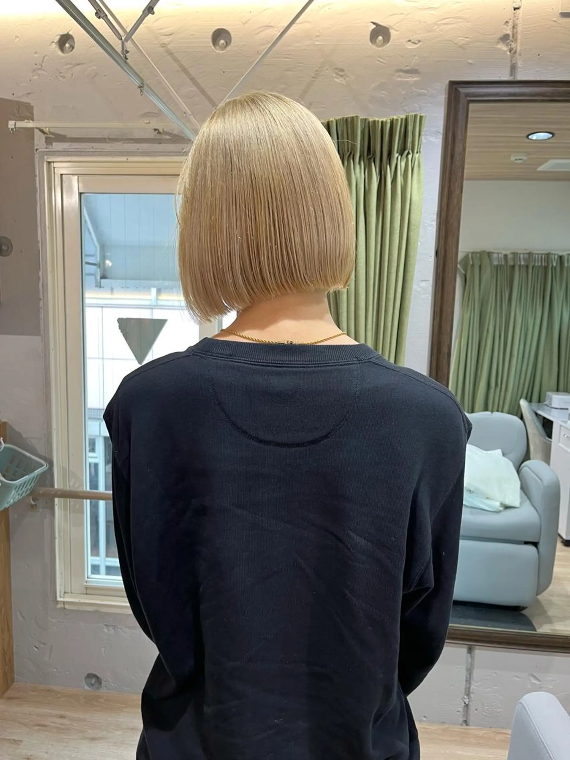 ショート カラー ブロンド ヘアセット🎀パーマ Tsubasaのヘアスタイル