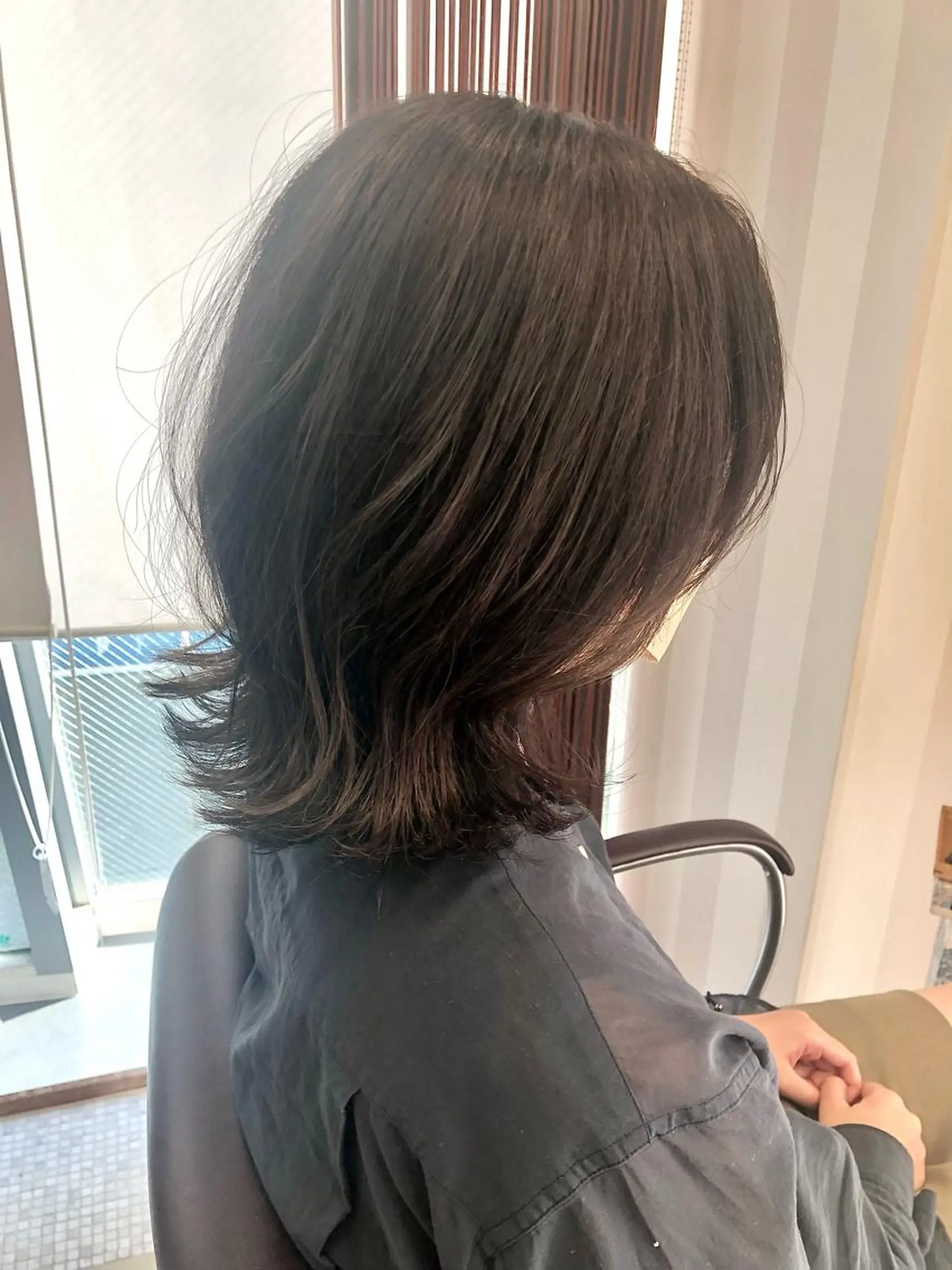 ミディアム くびれヘア 韓国風ヘア GOSSIP所属・GOSSIP サヤカのマツエク・マツパデザイン