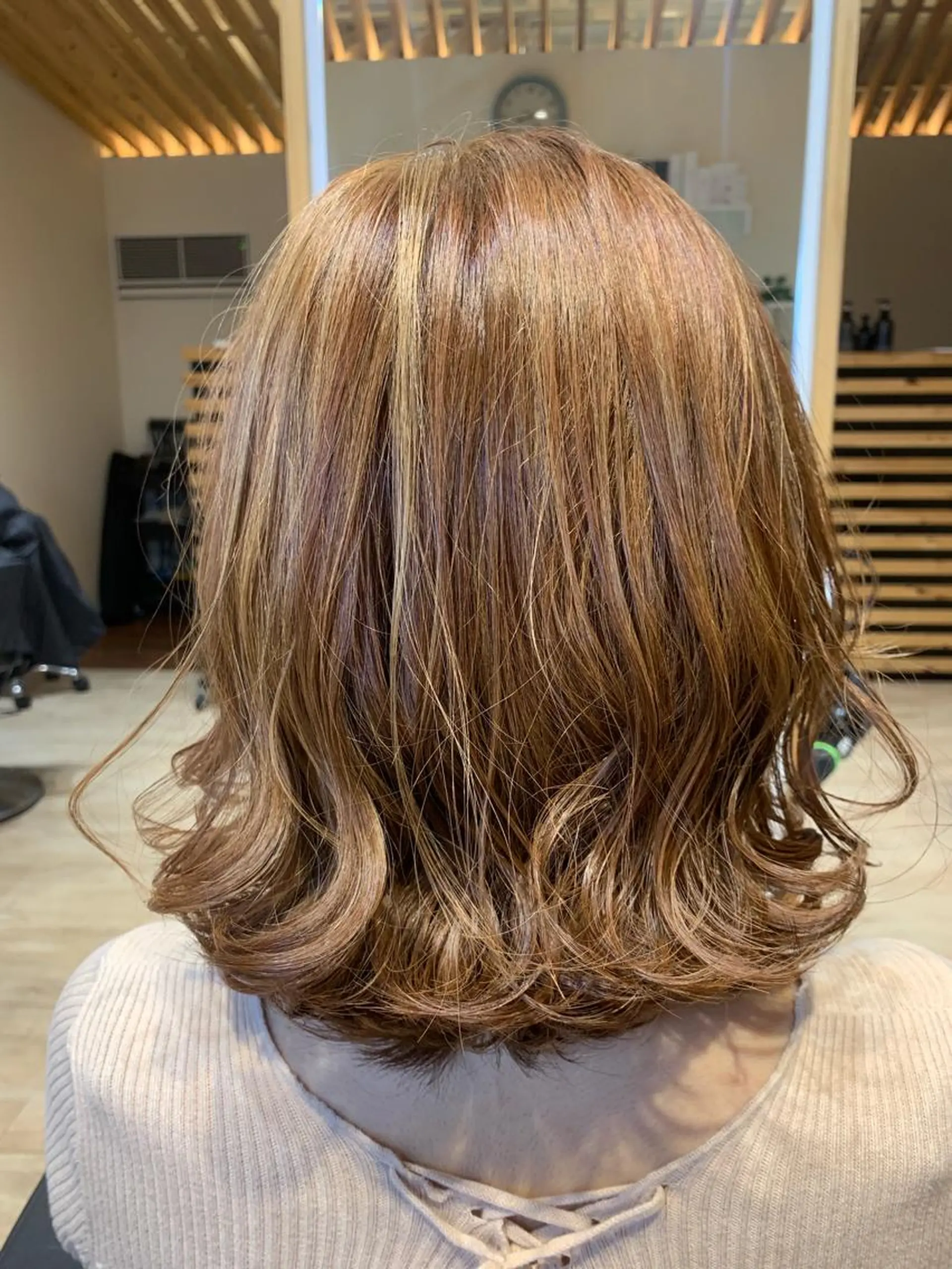 セミロング カラー 関口 友行のヘアスタイル