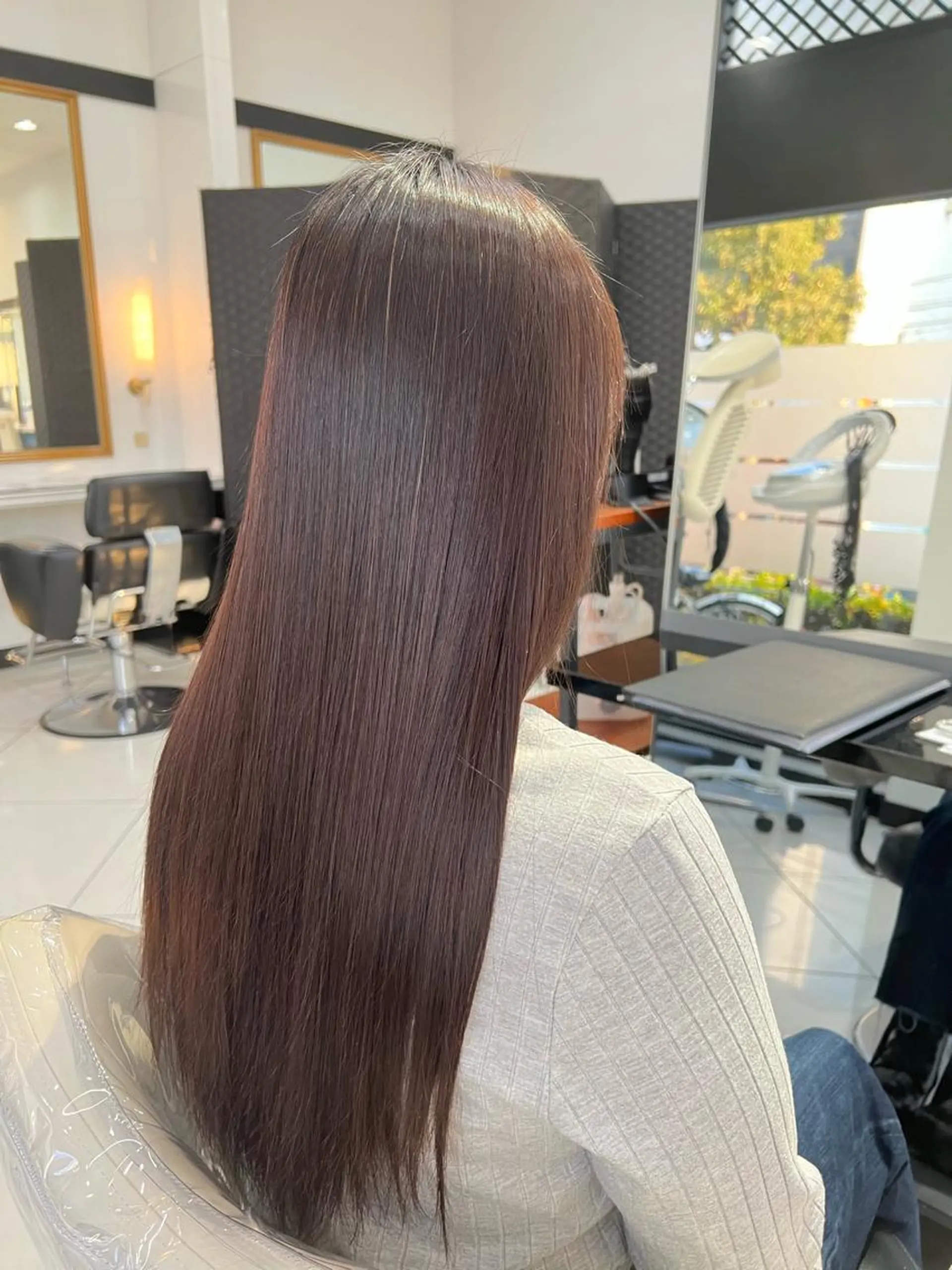 ロング パーマ 髪質改善 縮毛矯正 トリートメント 【似合わせカラー】 西口嶺河のヘアスタイル