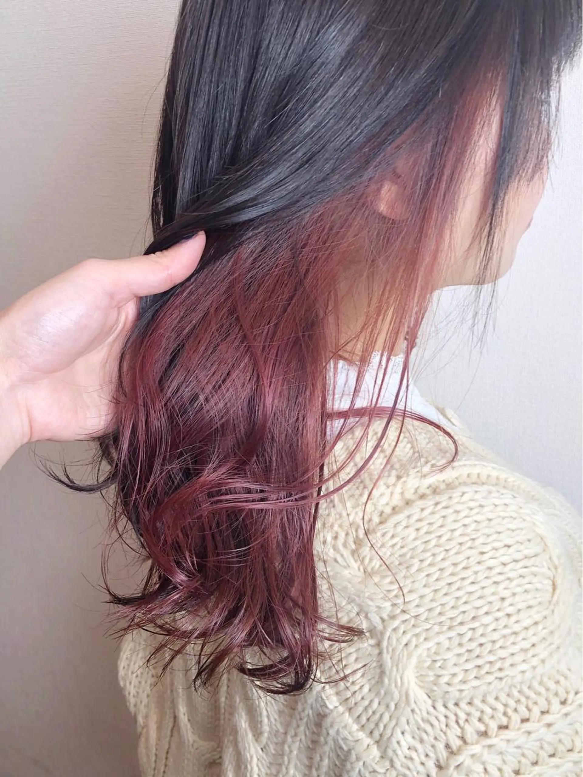 セミロング カラー ブリーチ インナーカラー ピンクカラー 是枝 さくらのヘアスタイル