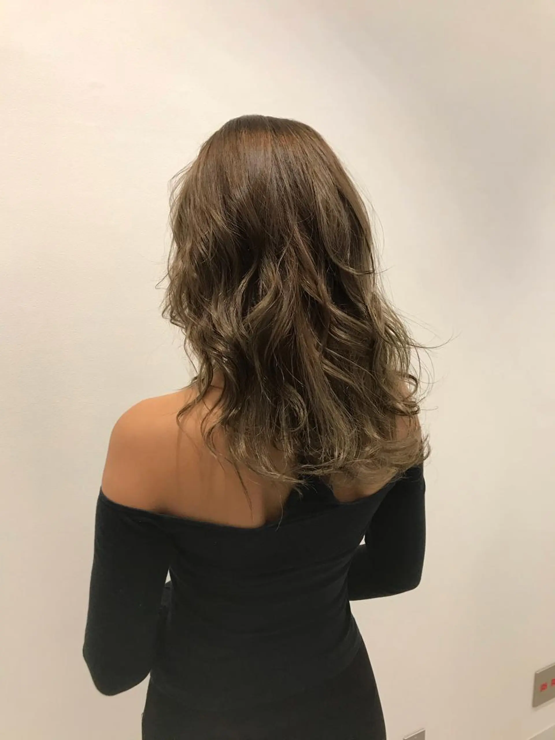 ロング ハイライト 大山 晃介のヘアスタイル