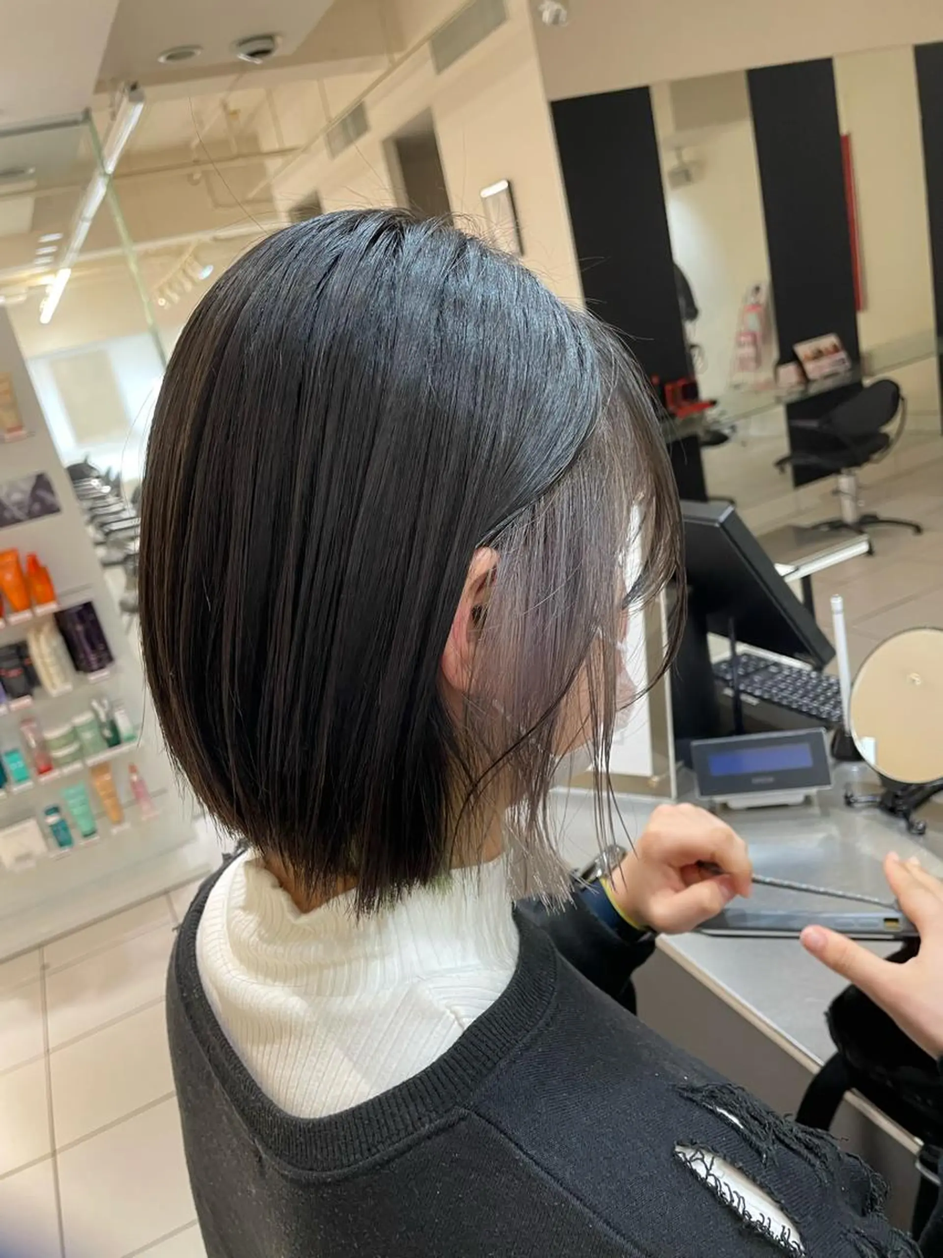 ショート 大山 真衣のヘアスタイル