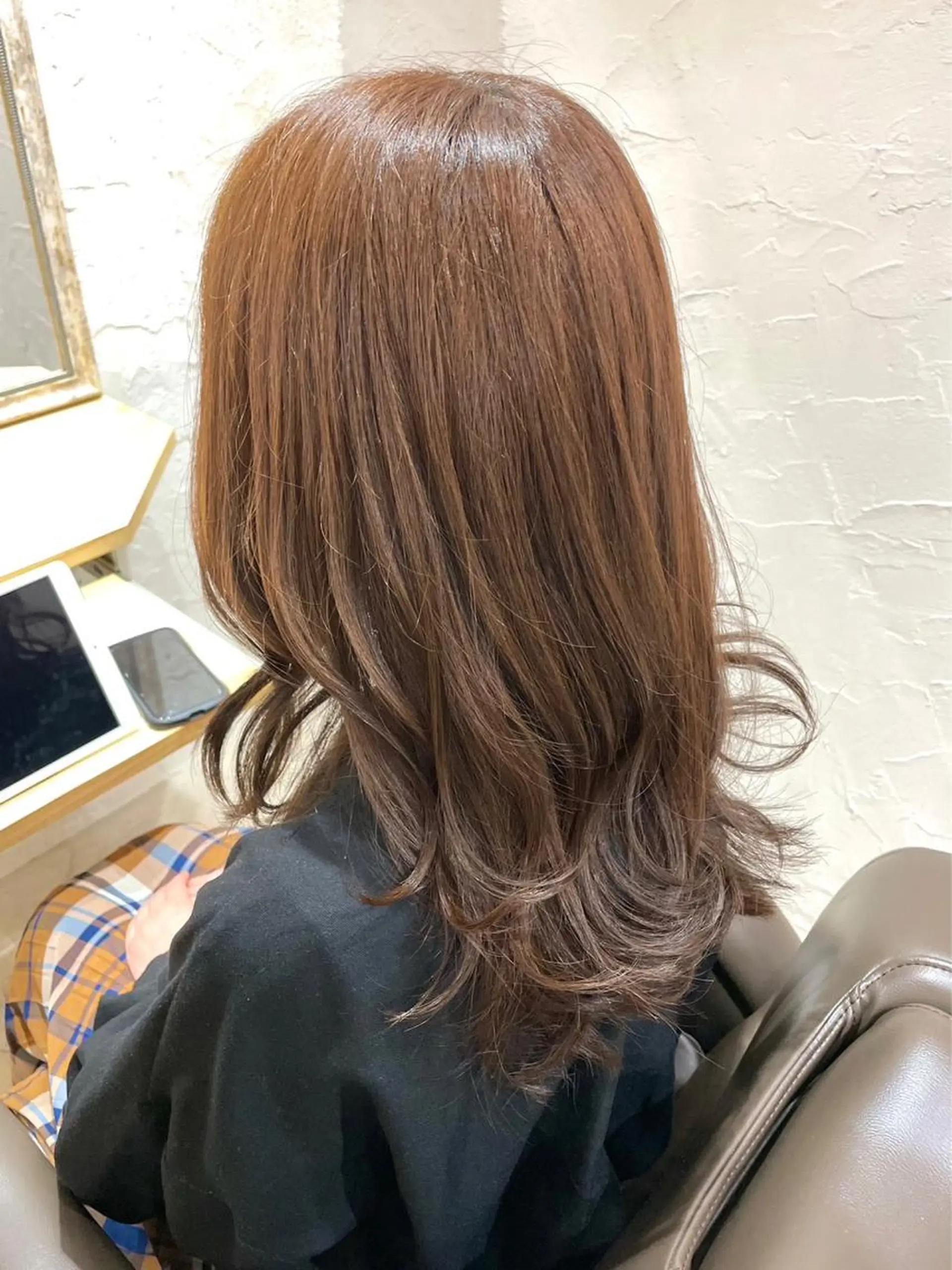 セミロング カラー 小原 慧美のヘアスタイル