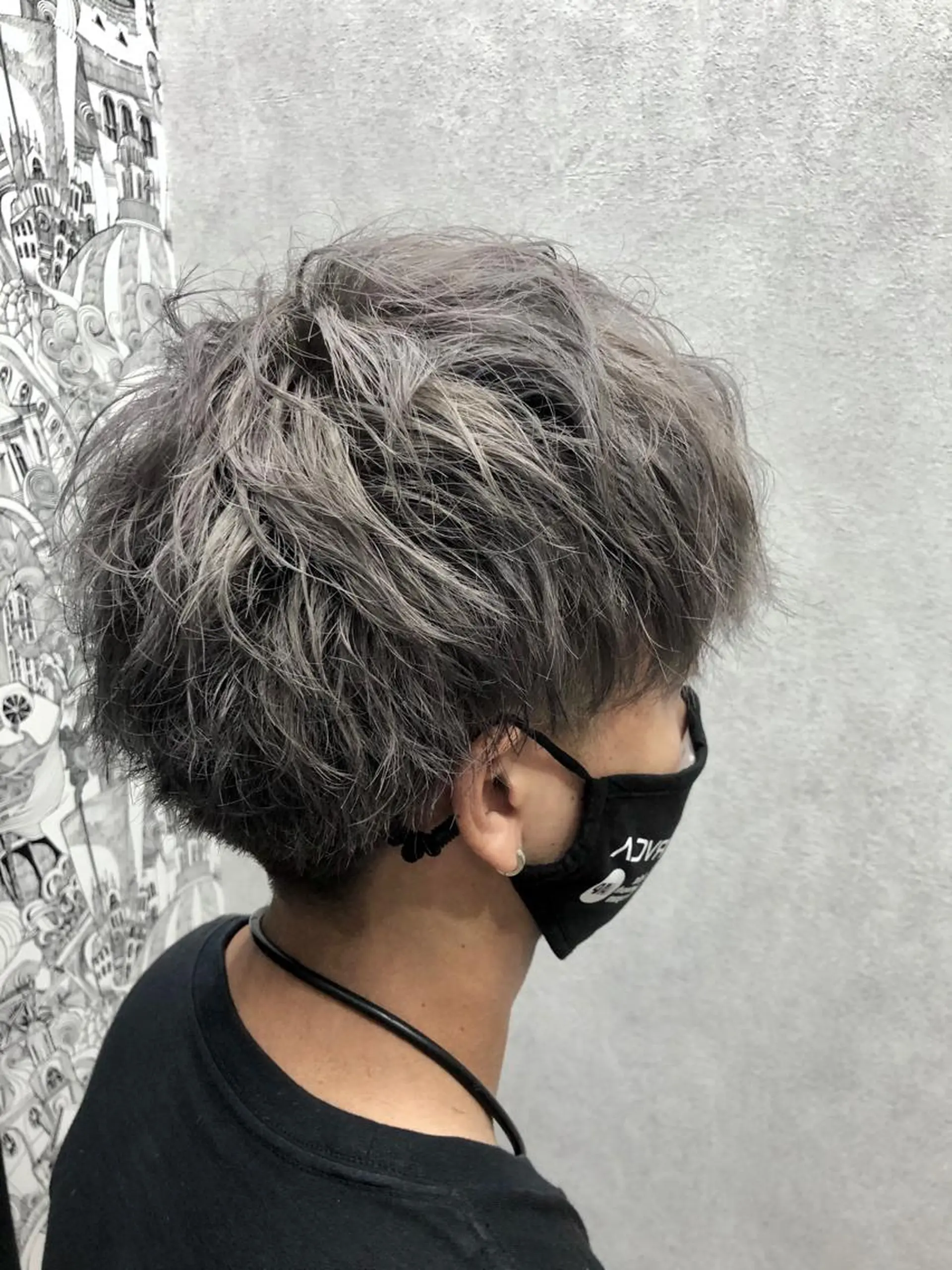 ショート カラー パーマ メンズ アッシュ シルバー シルバーアッシュ 外国人風ヘア 🍔Mamiのヘアスタイル