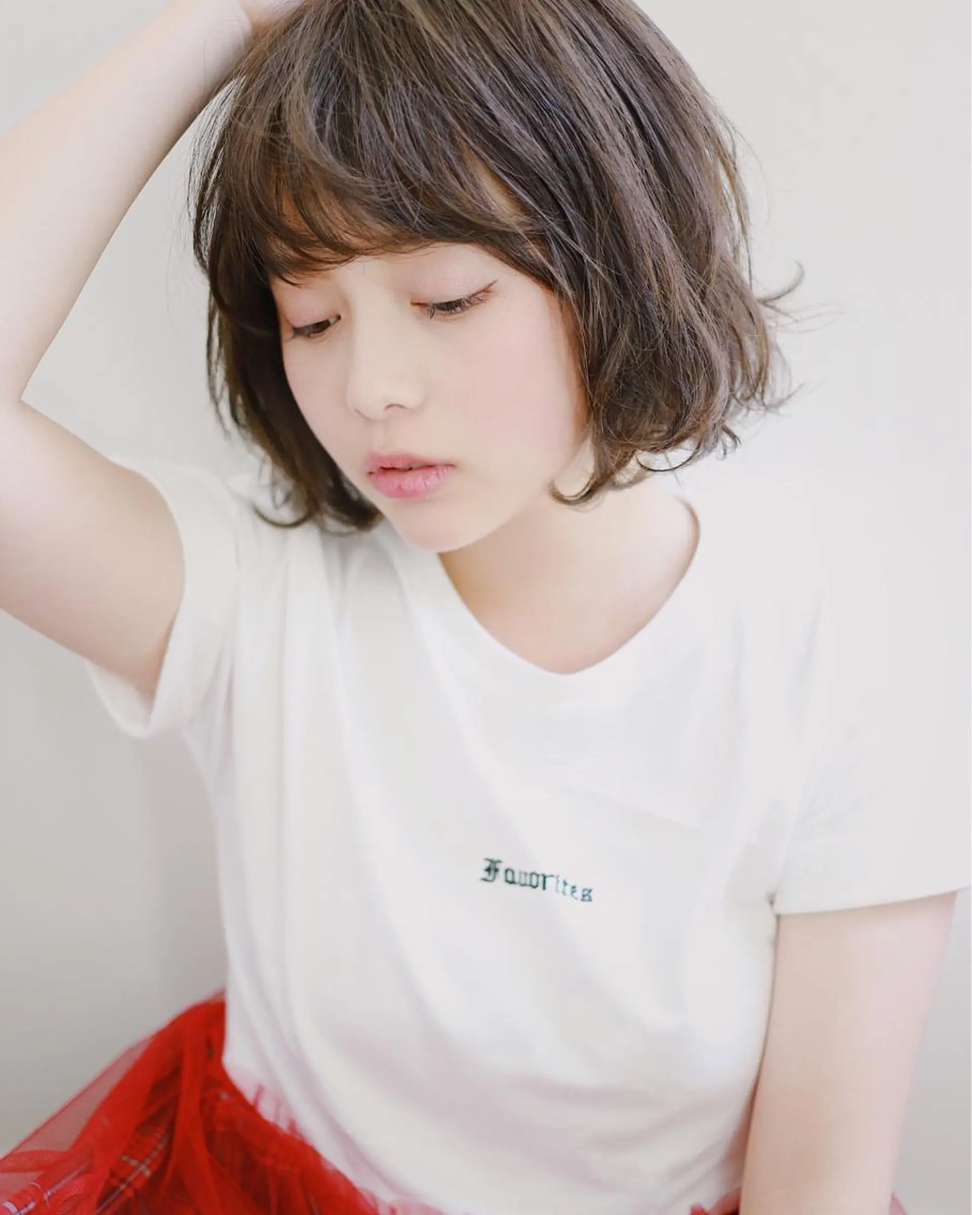 ショート カラー ベージュカラー フォギーベージュ ボブ アンブレラカラー💫 フェイスフレーミングのヘアスタイル