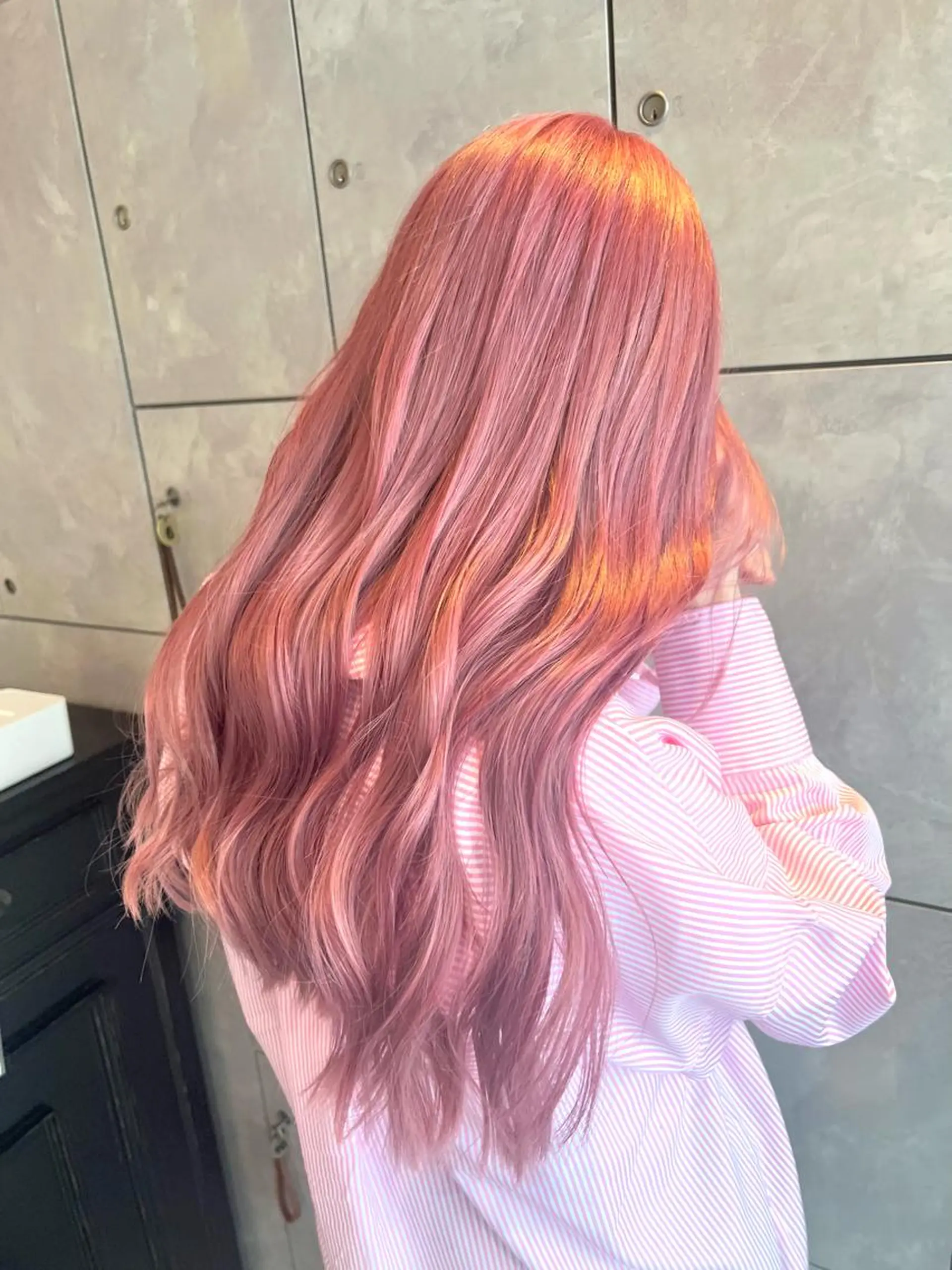 ロング カラー ヘアアレンジ ヘアカラー トリートメント ヘアセット 🌈インナーカラー ‘ショウマ’🌈のヘアスタイル