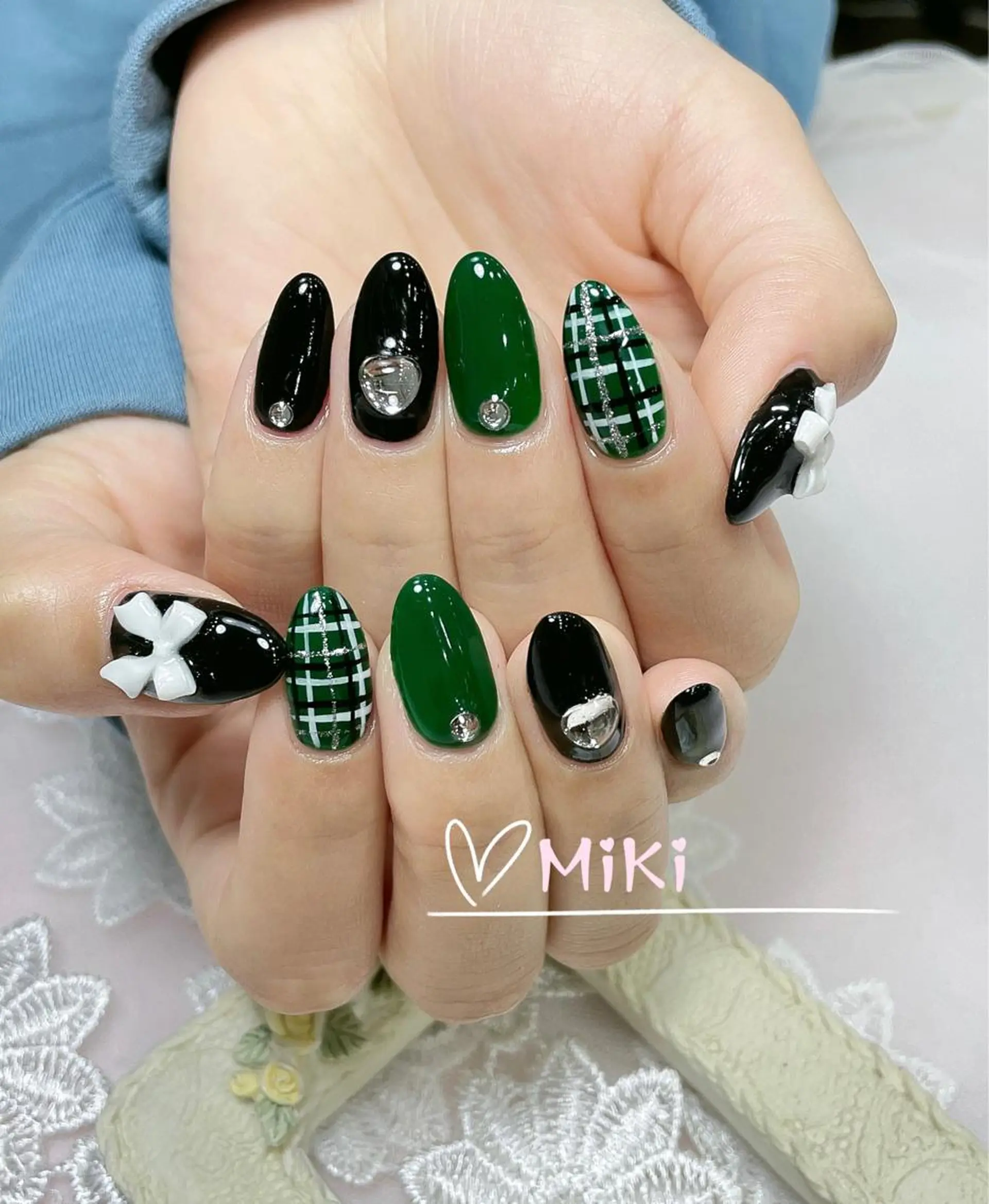 ネイル 🦋 MiKi 🦋 ネイルサロンのネイルデザイン