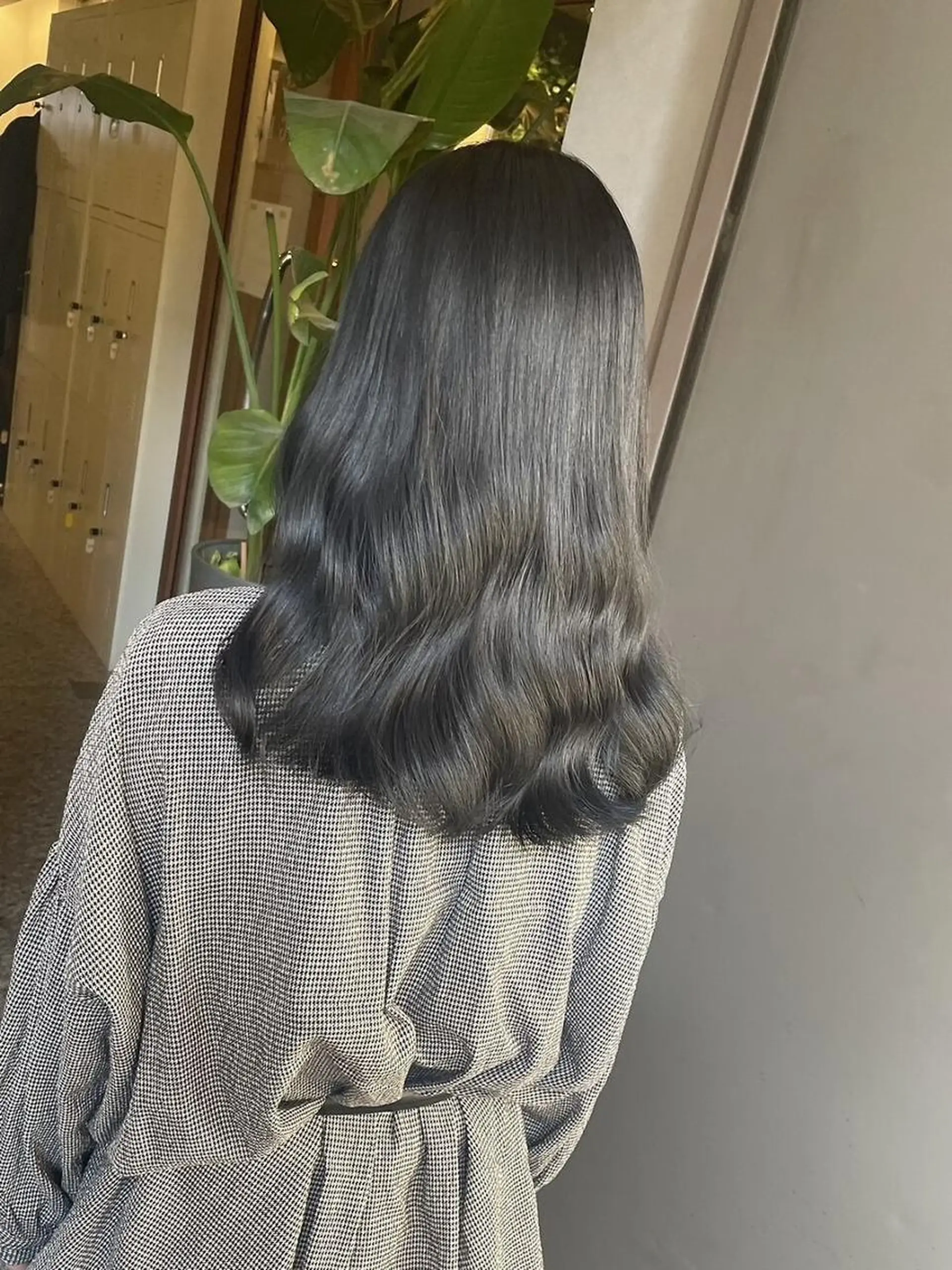 セミロング カラー ベージュカラー ブリーチ 透明感カラー ハイライトカラー ブリーチなしカラー TIGRE for hairのヘアスタイル