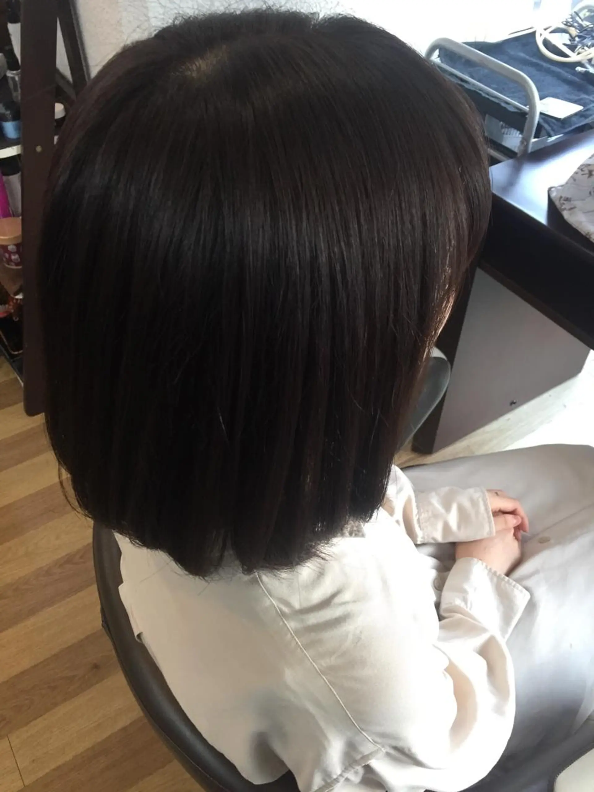 カラー ベージュカラー フォギーベージュ 中山 ルミ子のヘアスタイル