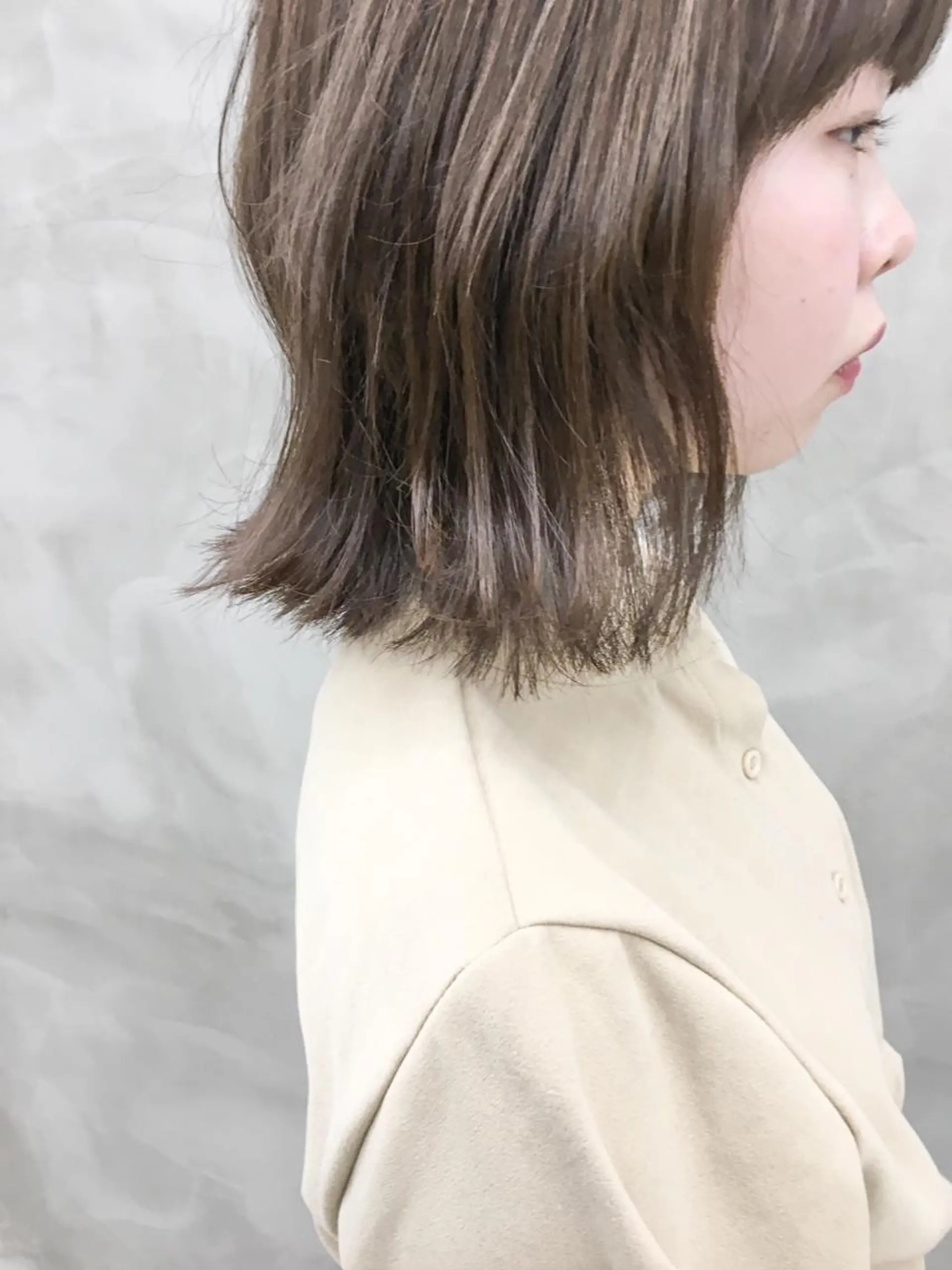 カラー ベージュカラー フォギーベージュ ヘッドスパ (女性限定)🍋モエのヘアスタイル