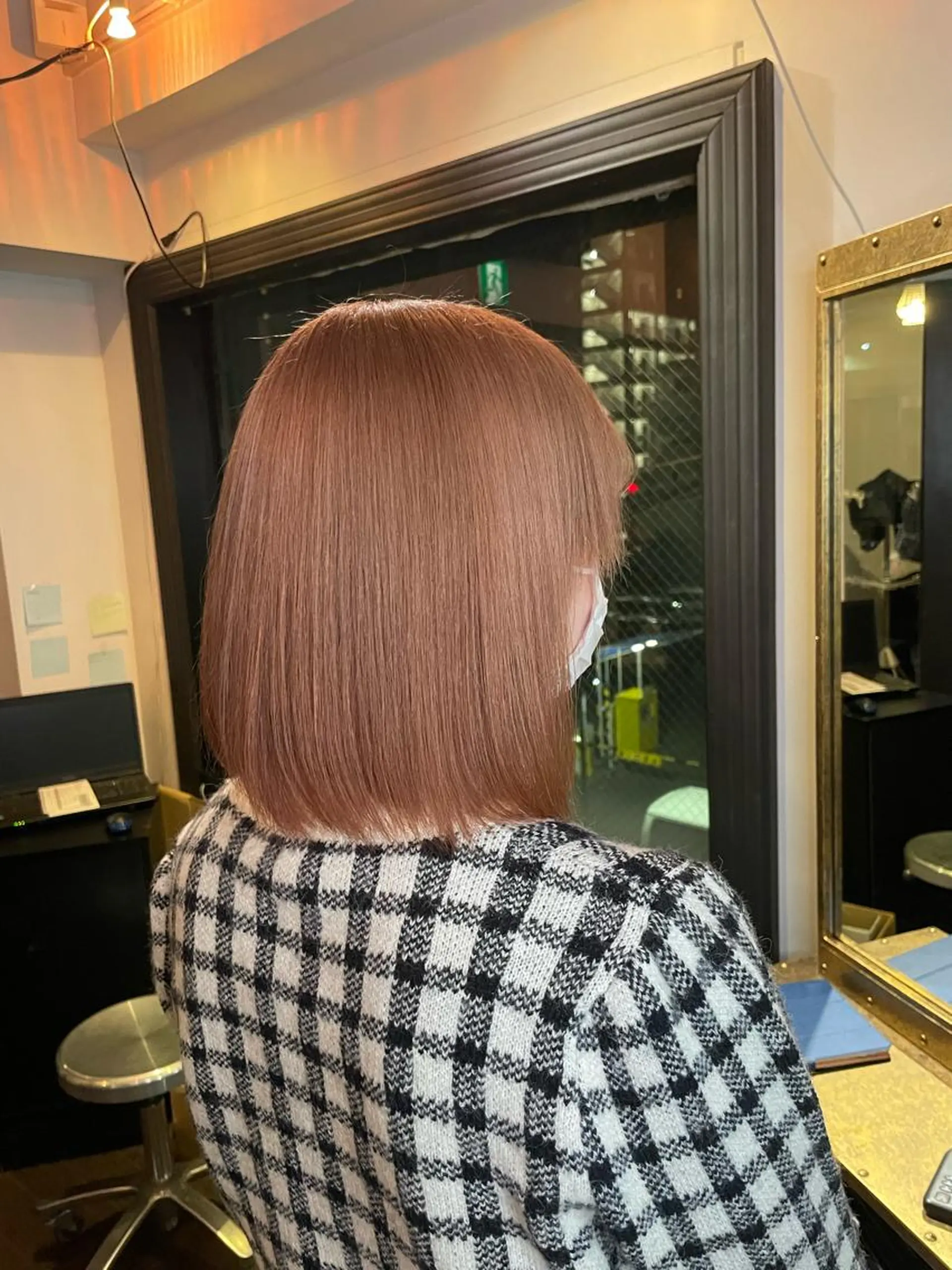 カラー アッシュ バレイヤージュ ベージュカラー ブリーチ グラデーションカラー ヘアカラー トリートメント 安田和洋 ブリーチカラー特化のヘアスタイル