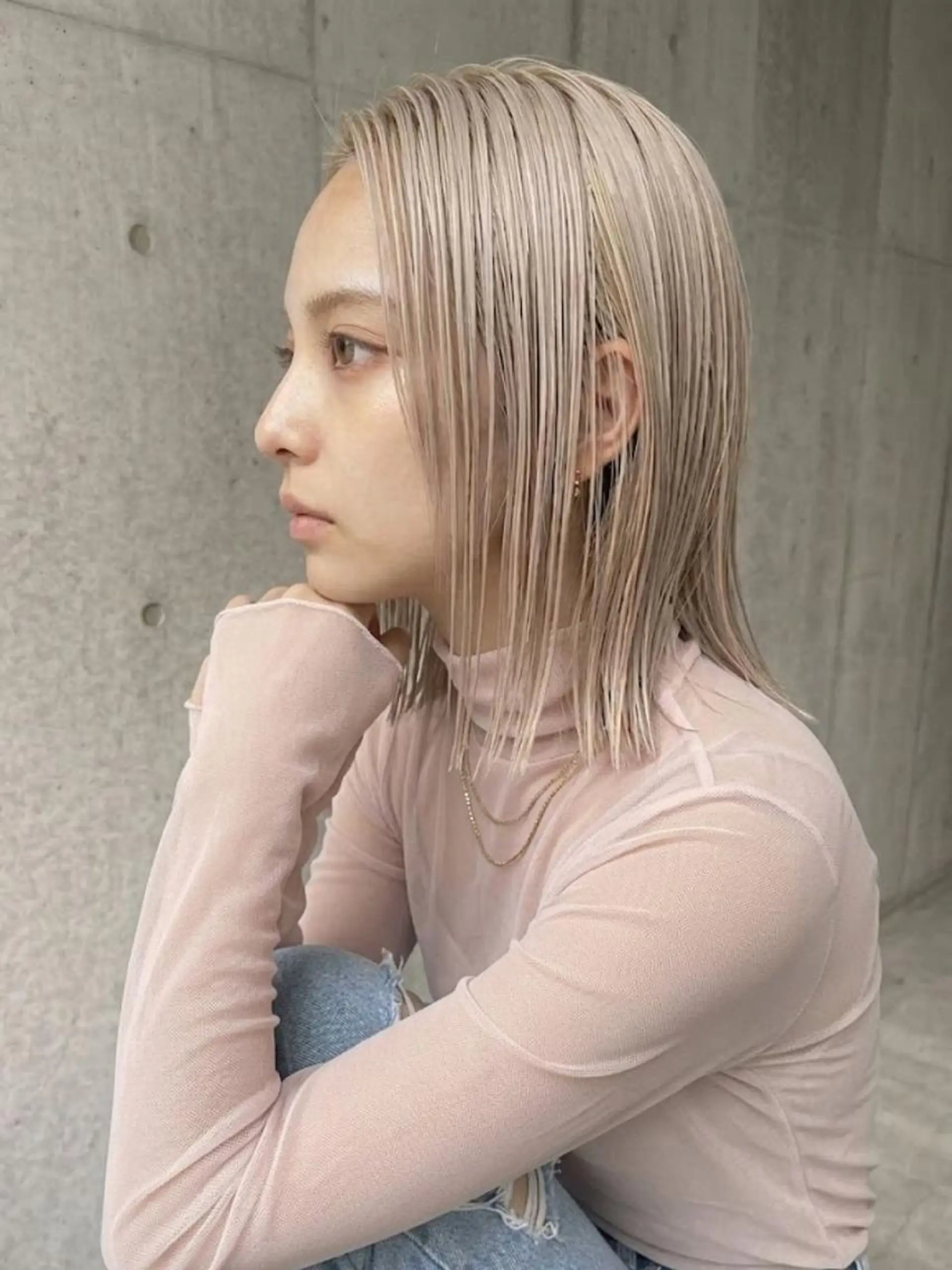 ミディアム 切りっぱなしボブ ボブ ヘアカラー トリートメント ヘアサロンM渋谷 カットカラーブリーチのヘアスタイル