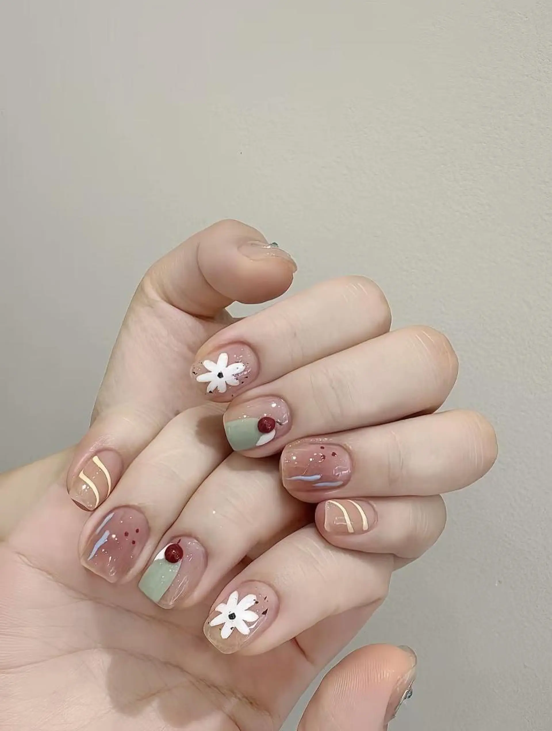 ネイル ジェルネイル 韓国ネイル 持ち込み パラジェル ワンホンネイル ハンドネイル ハンドケア Hana Bloom Nail💜Akiのネイルデザイン
