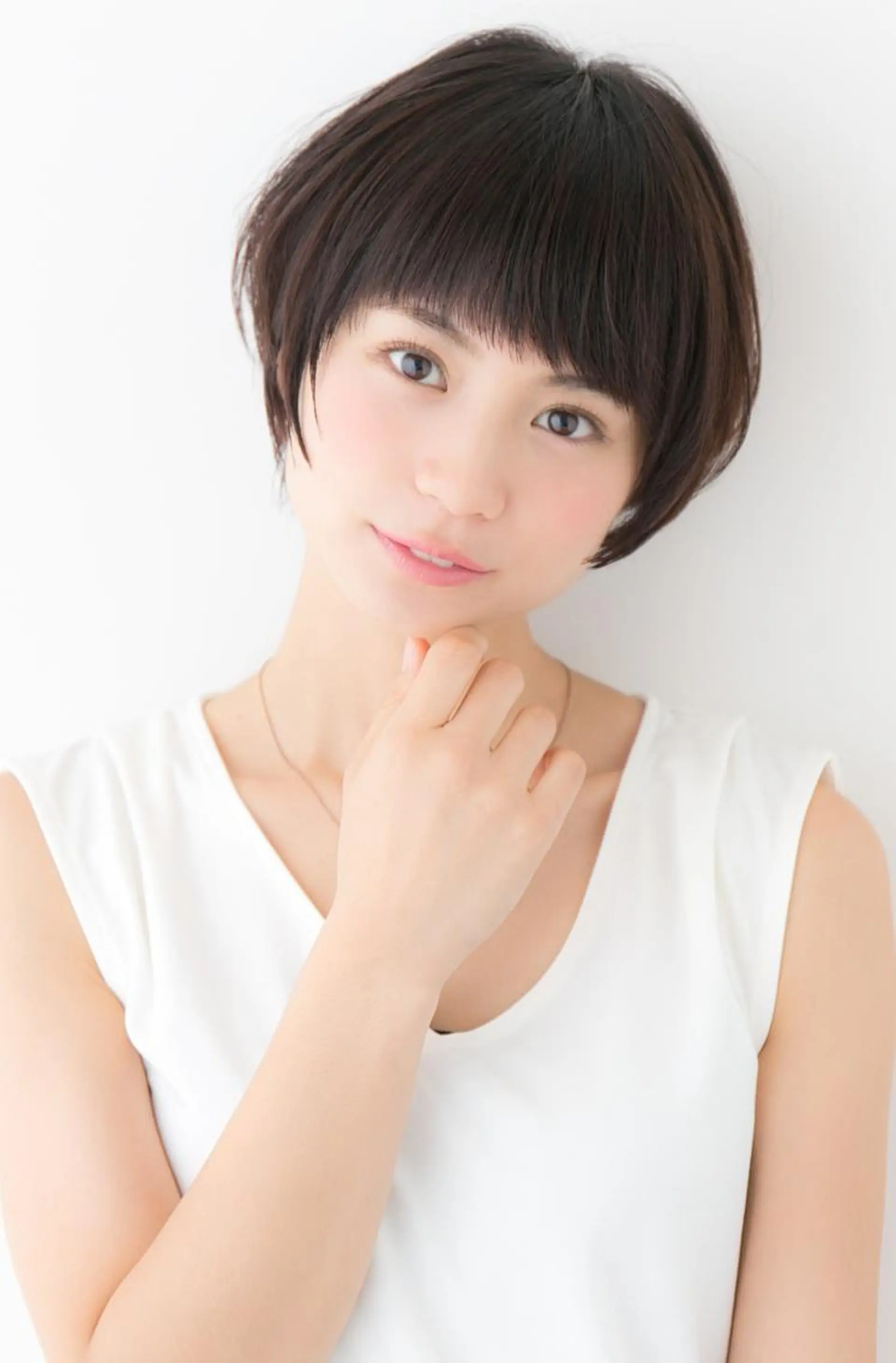 ショート カラー 羽田 ひろむのヘアスタイル