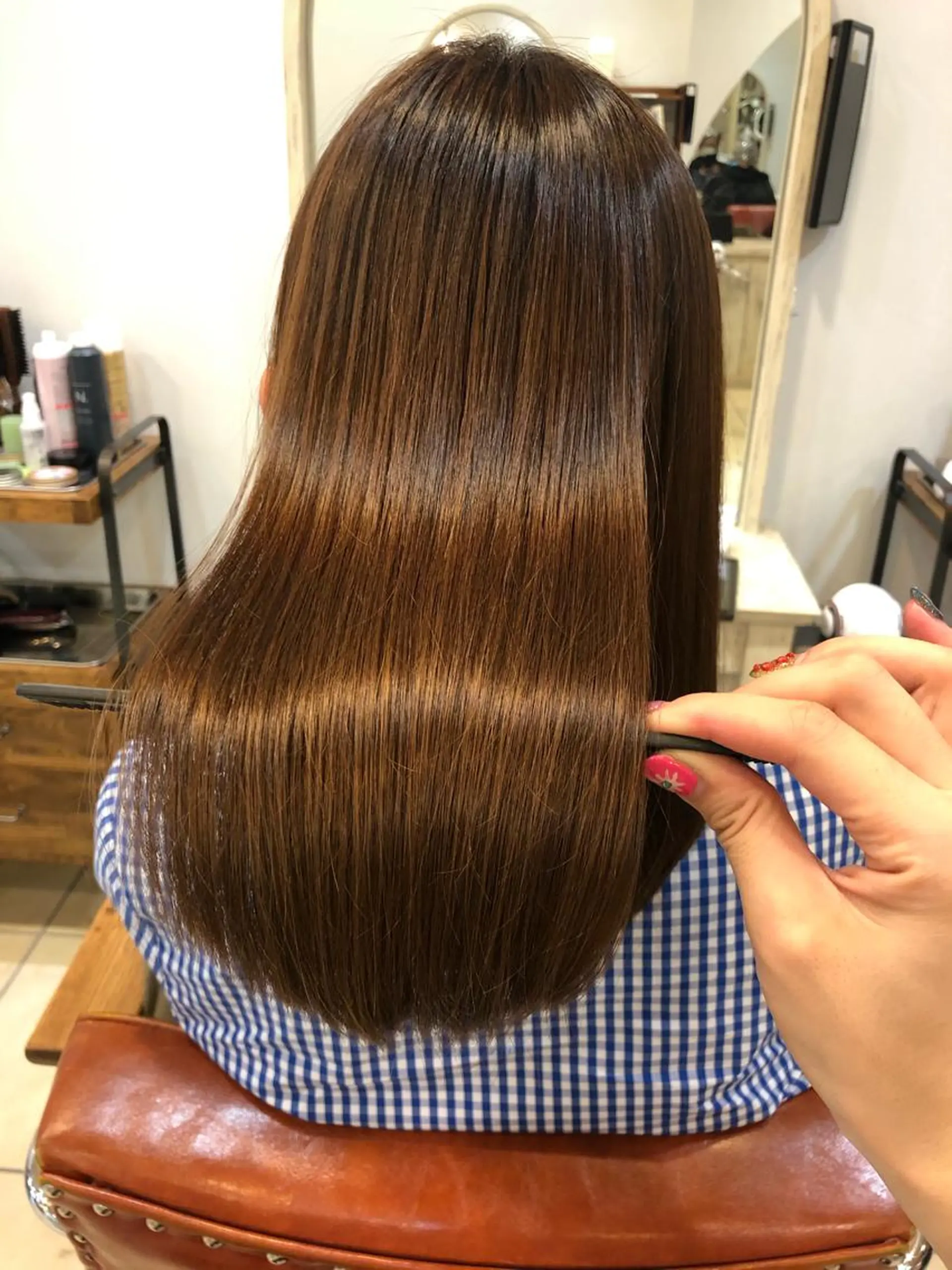 ミディアム ＼脱・うねり& 広がり／gite菊のヘアスタイル