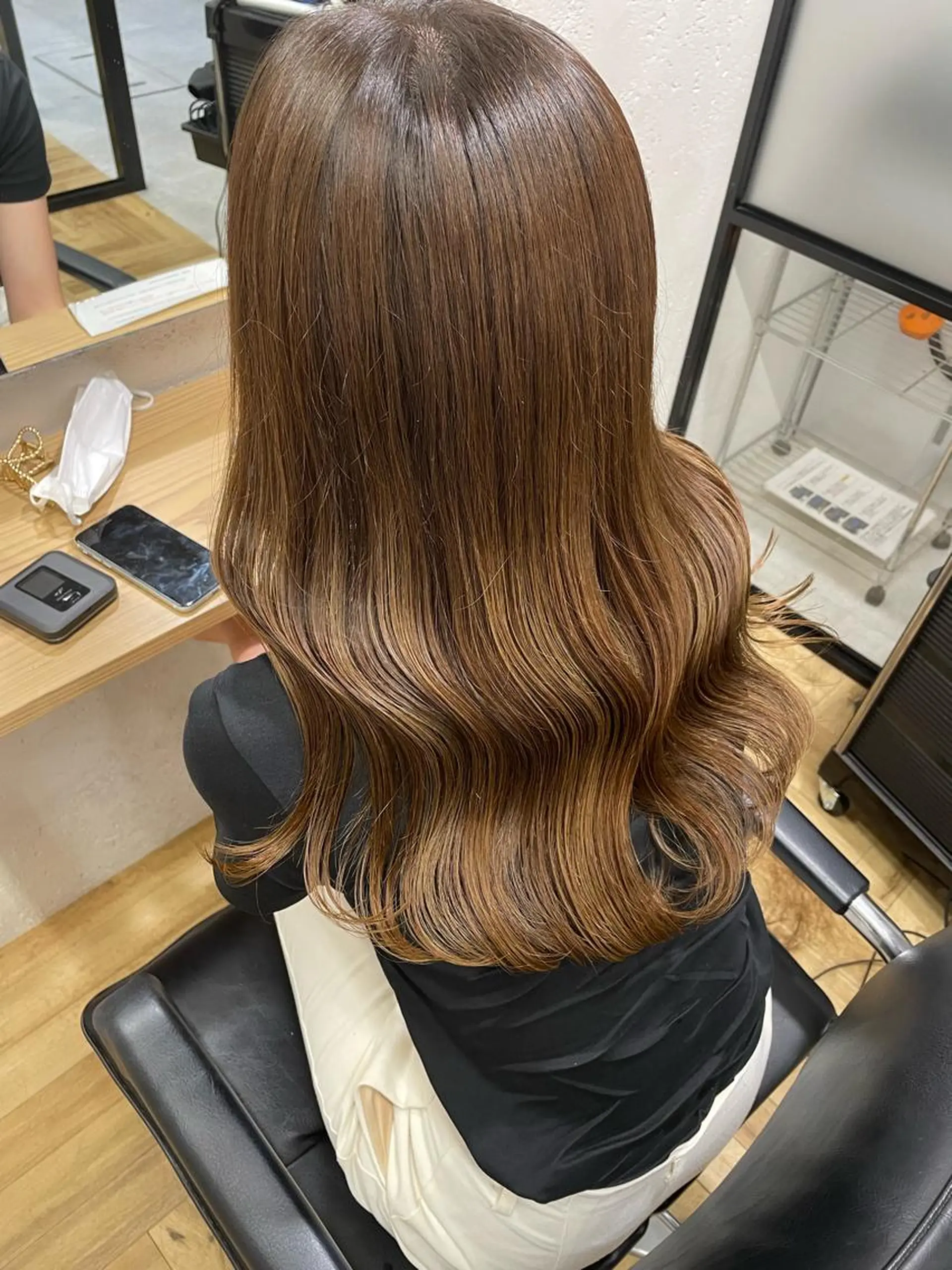 ロング カラー ブリーチ ケアブリーチ ダブルカラー ハイライトカラー イルミナカラー オリーブカラー 特化　　kaiのヘアスタイル