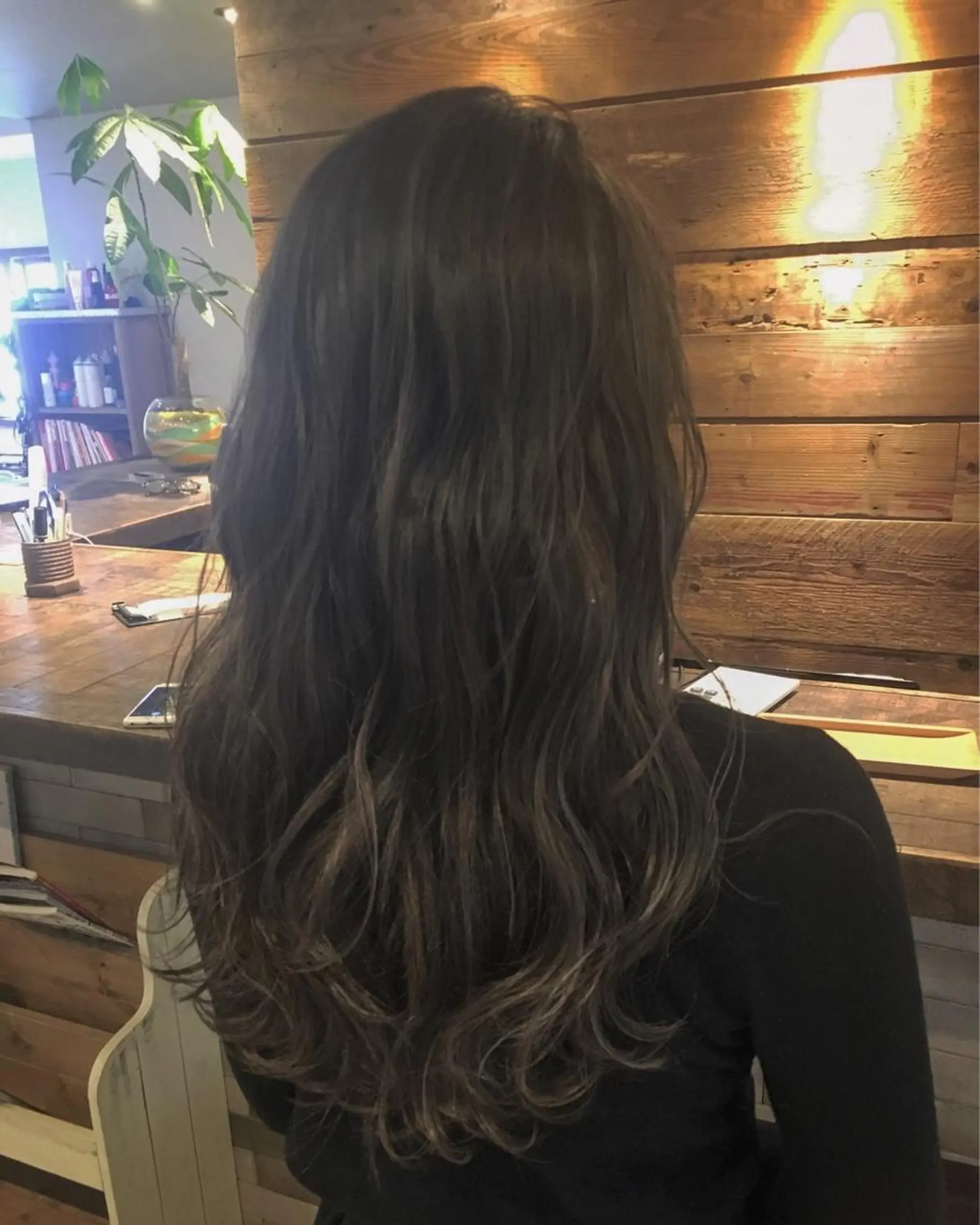 ロング カラー ブリーチ ハイライトカラー ハイライト ハイトーン×髪質改善 KENTAのヘアスタイル