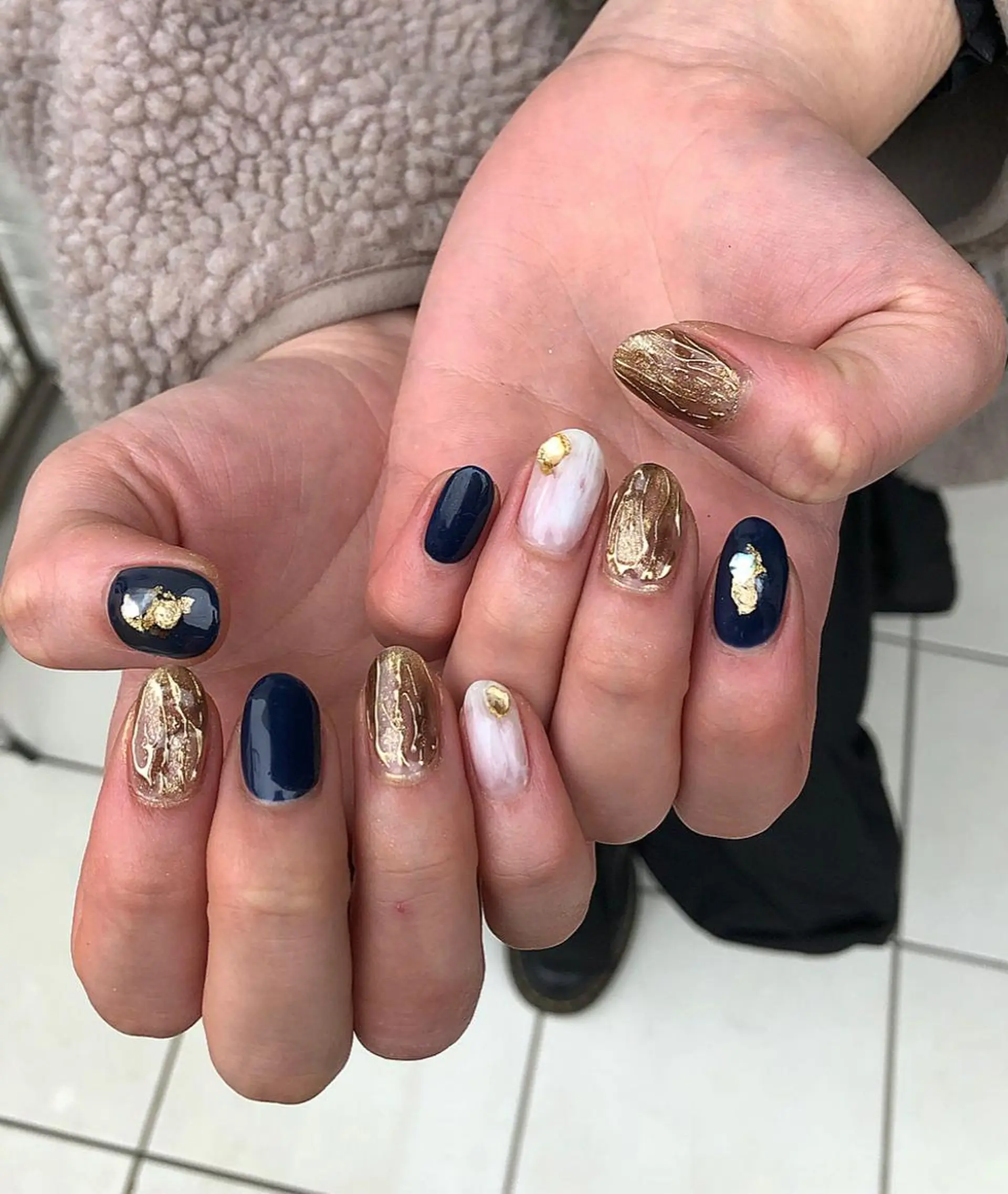 ネイル ハンドネイル émus nail Mamiのネイルデザイン