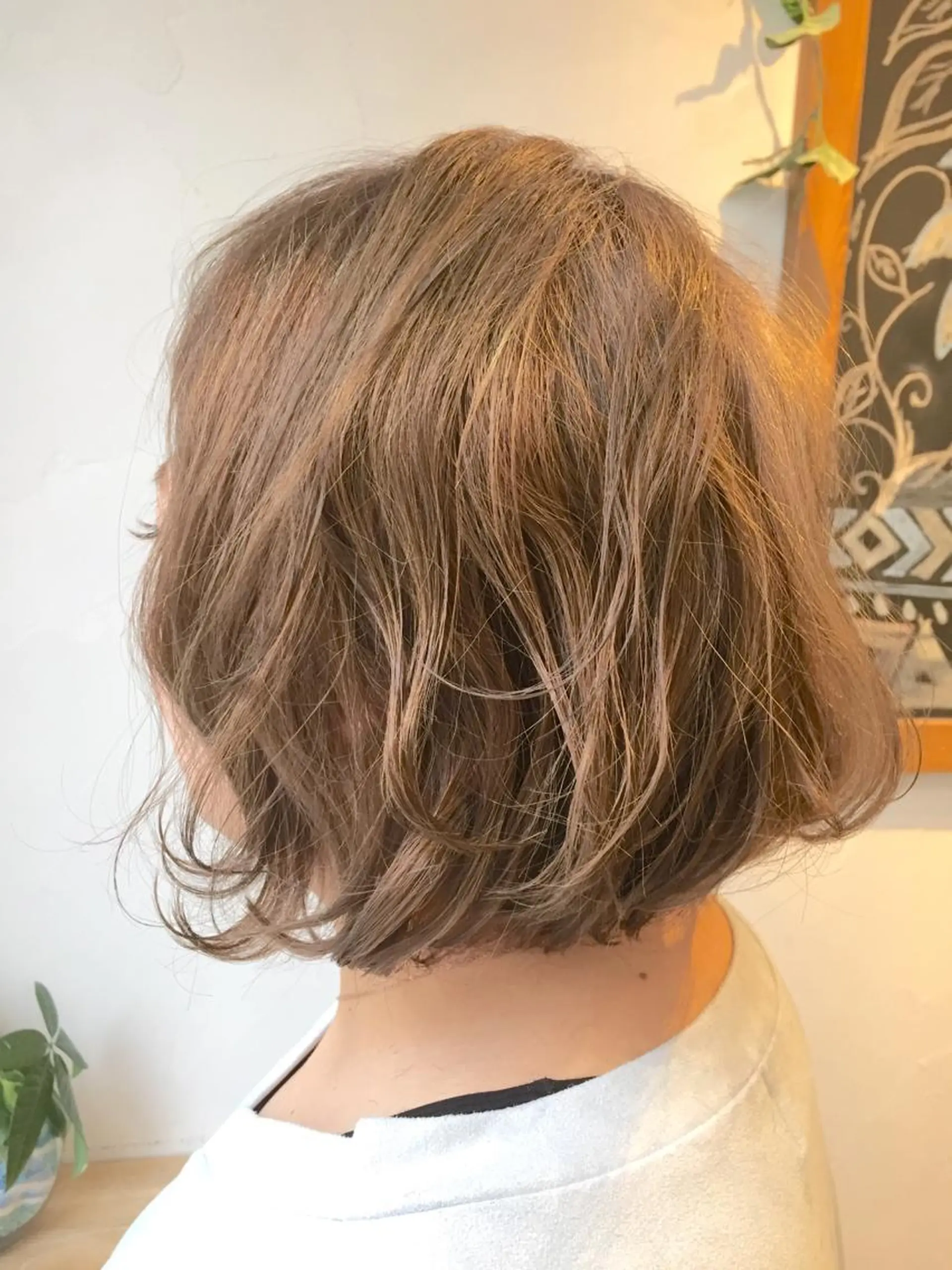 ミディアム カラー 透明感カラー ボブ クボキ サヤのヘアスタイル