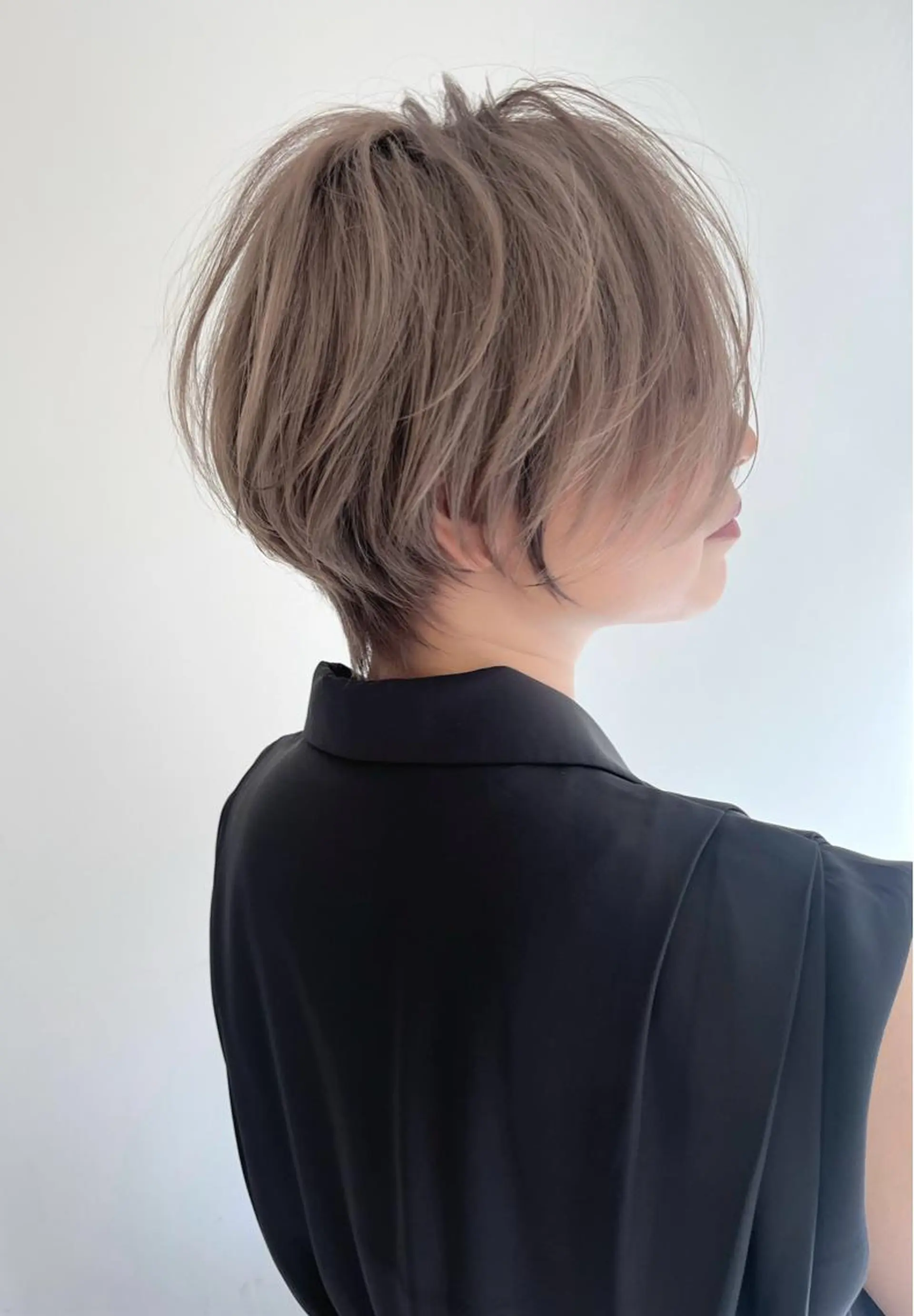 ショート カラー カット ヘアカラー トリートメント ヘッドスパ 襟足でお悩みの方✂︎ くびれ職人ハシモトのヘアスタイル