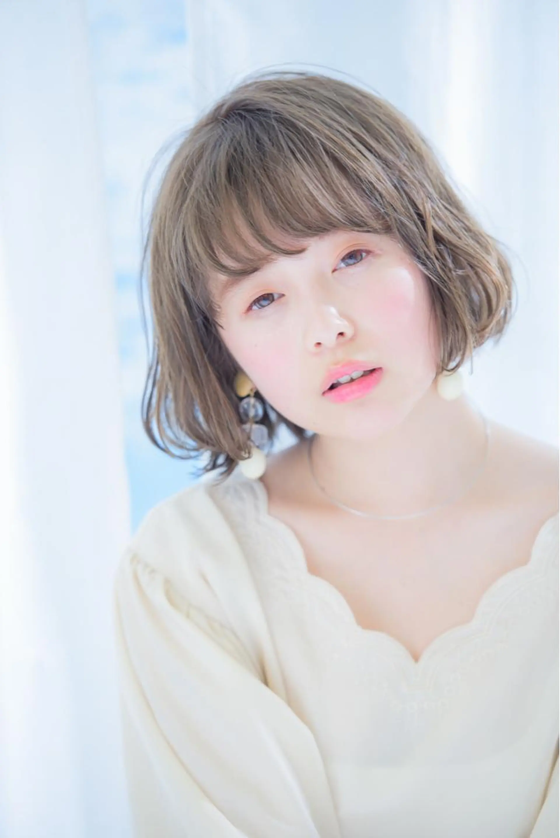 ショート カット ヘアカラー 齋藤 咲のヘアスタイル