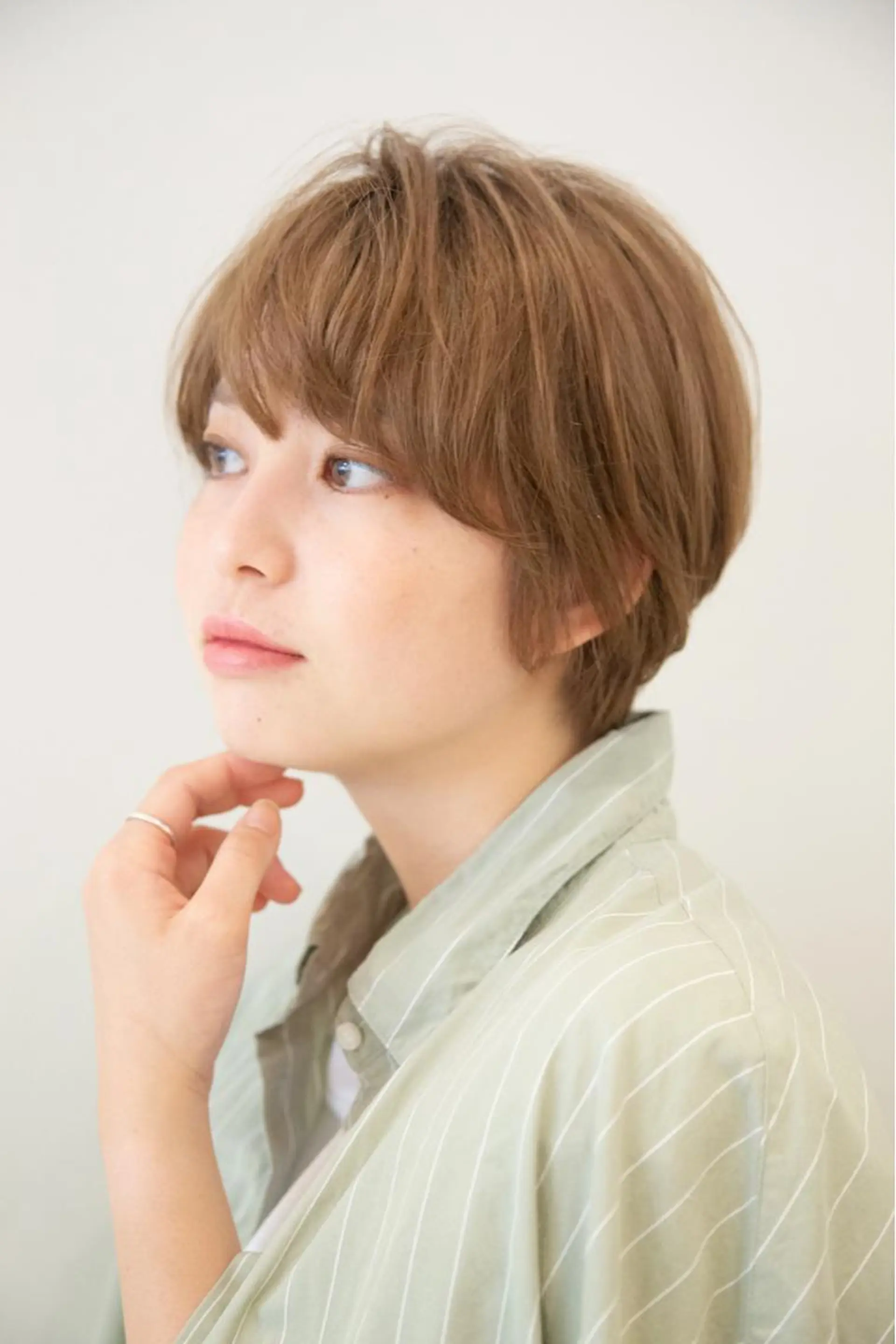 カラー 高松 莉璃のヘアスタイル