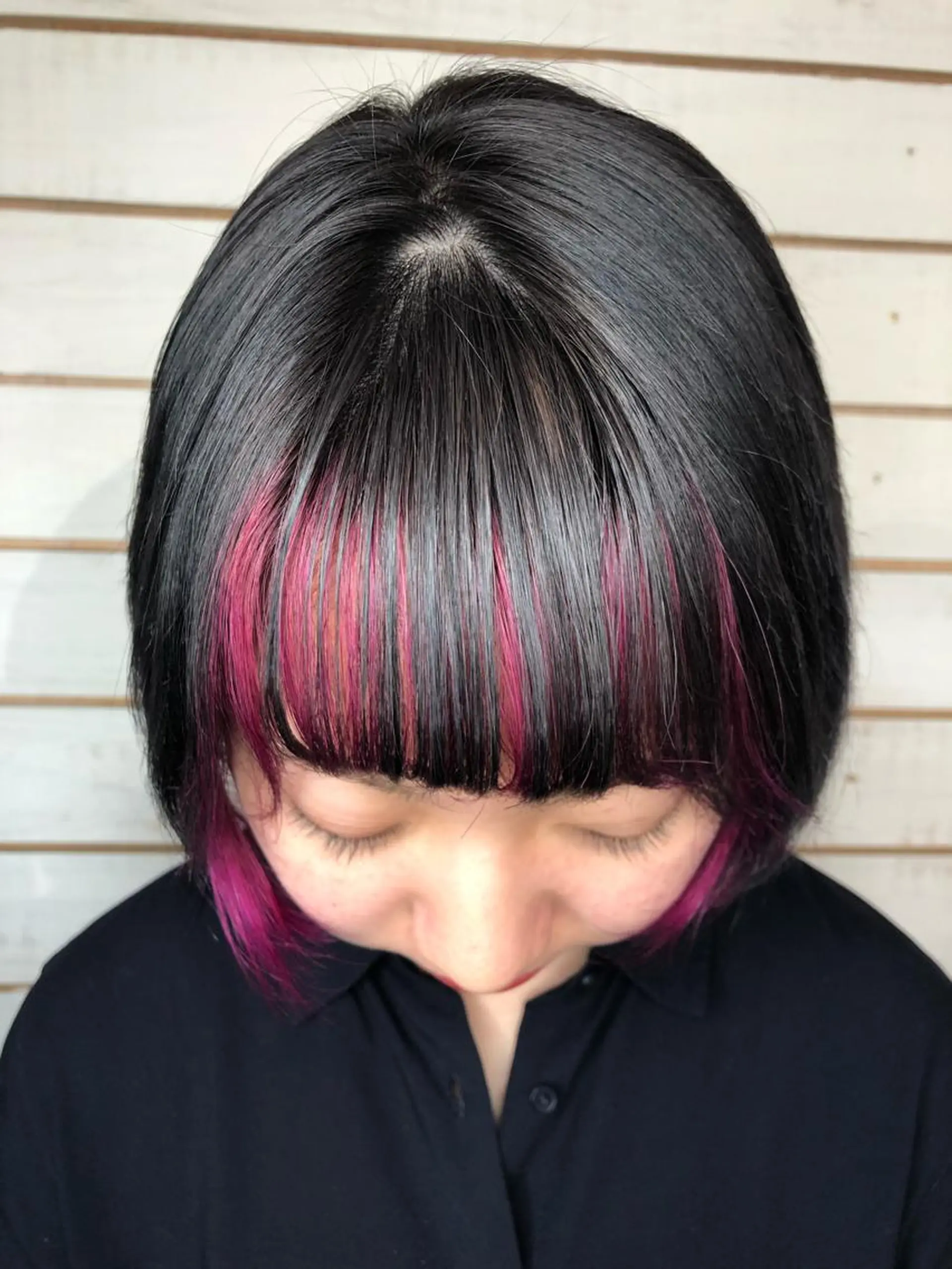 ショート カラー ダークシルバー ピンクカラー シルバー 顔周りカット ヘアカラー 🧡艶髪ちゅるん髪 🫧🧡YUKI❄️のヘアスタイル