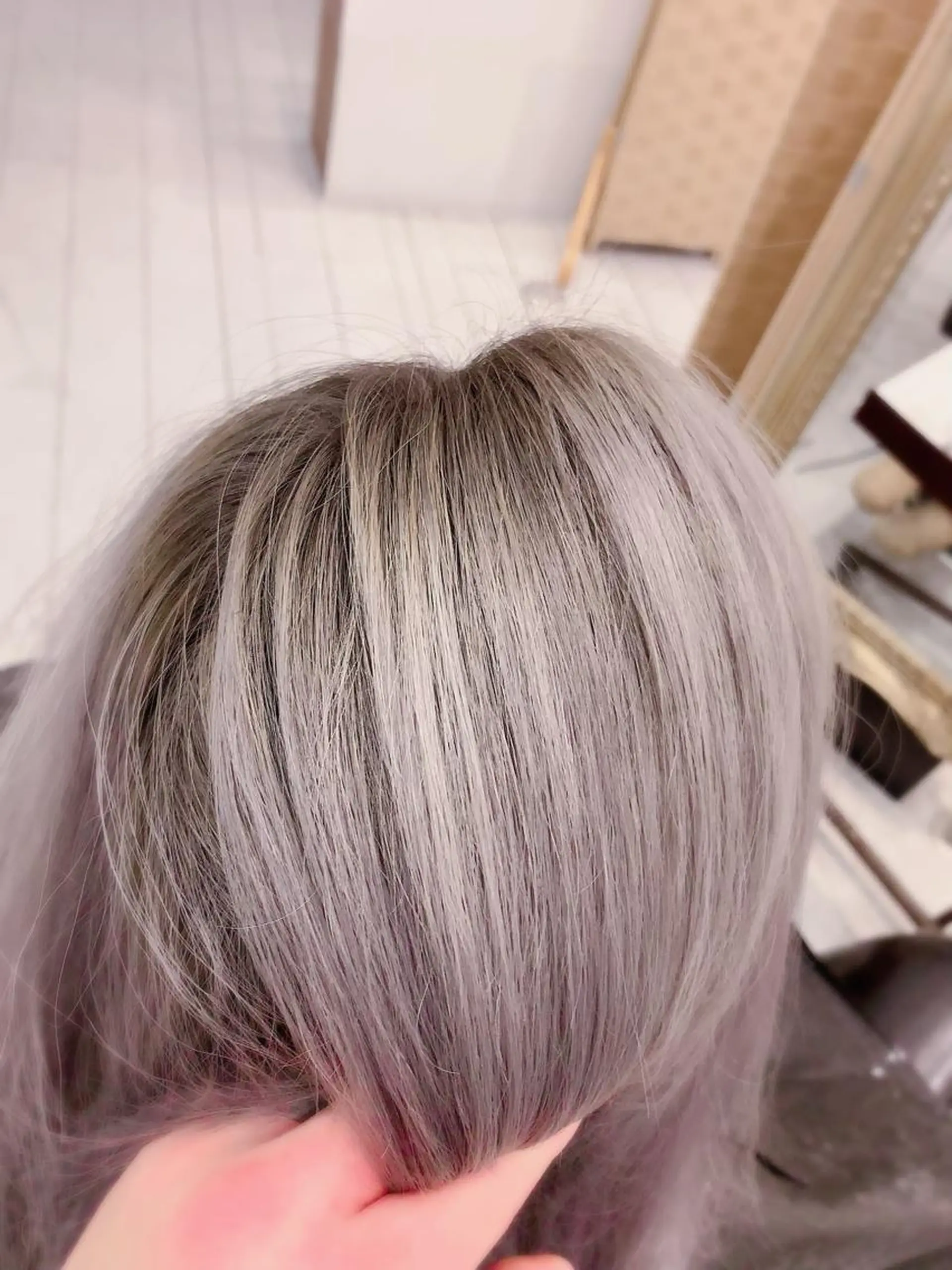 ロング カラー ケアブリーチ&シール エクステの店和田翔莉のヘアスタイル