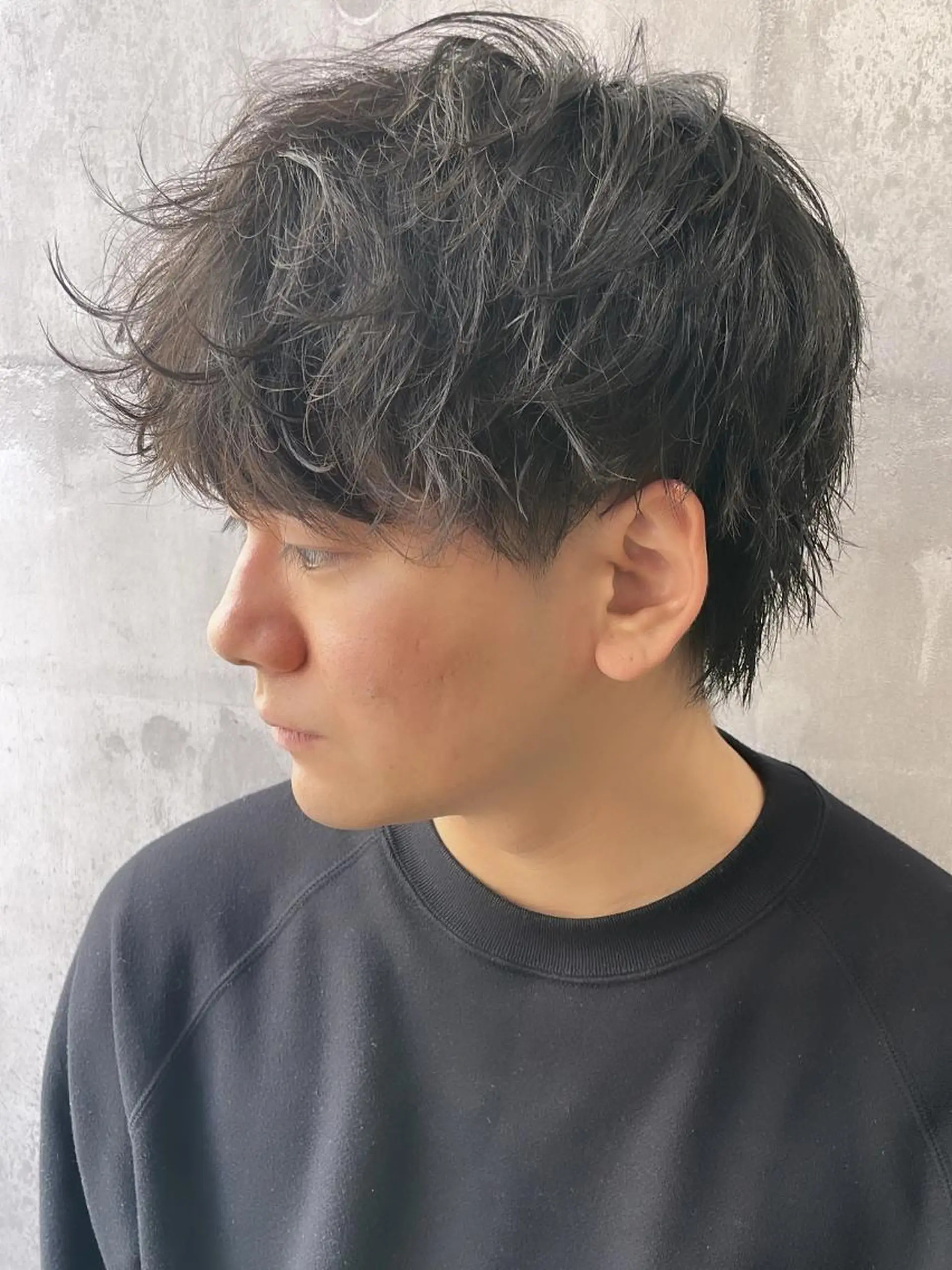 メンズ メンズハイライト メンズインナーカラー カット パーマ _WHITE鳳店 アンダーバーホワイトのヘアスタイル