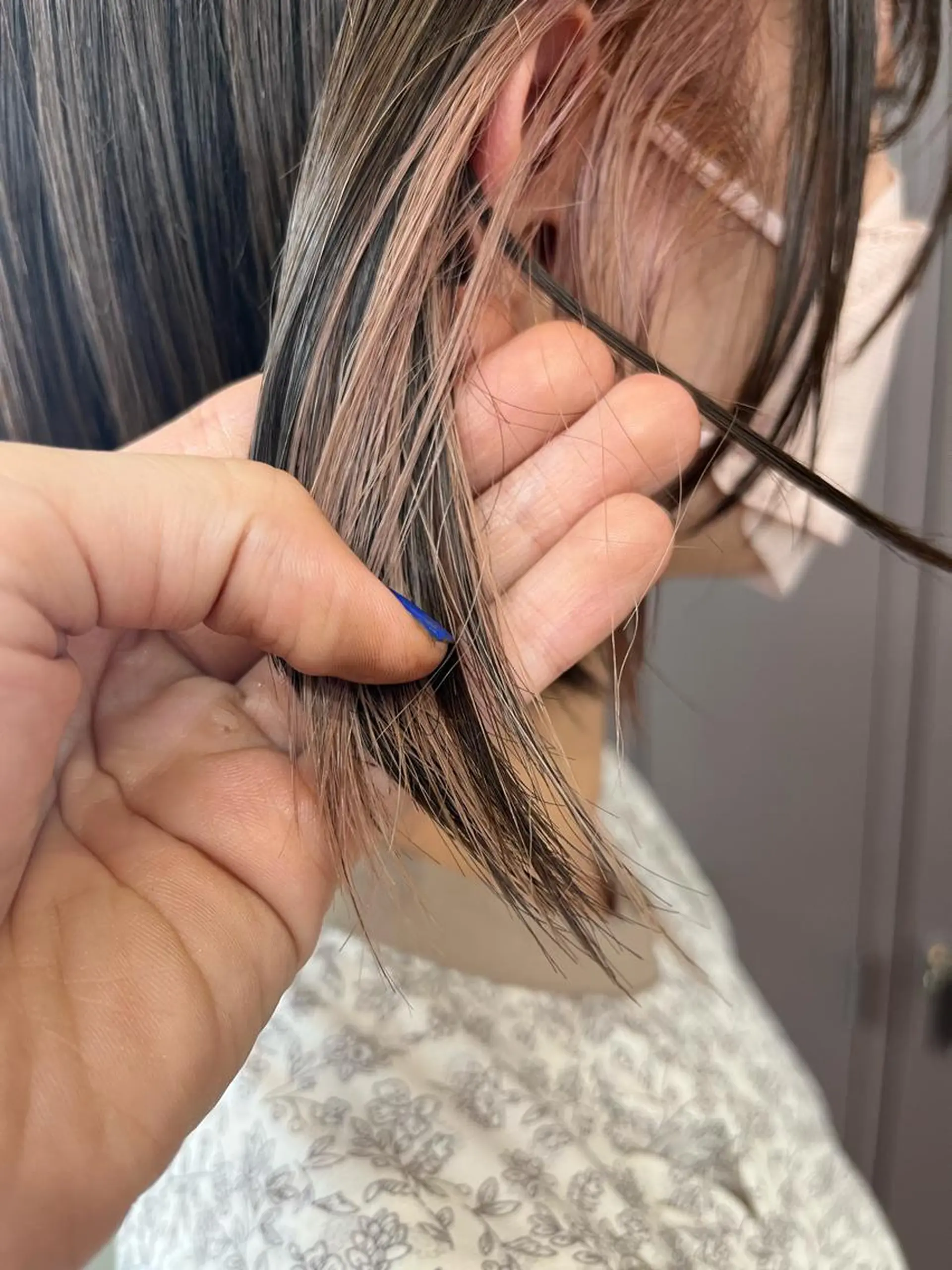 ショート カラー ベージュカラー イヤリングカラー ピンクカラー ピンクベージュ ナガノリノ /ボブ/ ベージュ/暖色のヘアスタイル