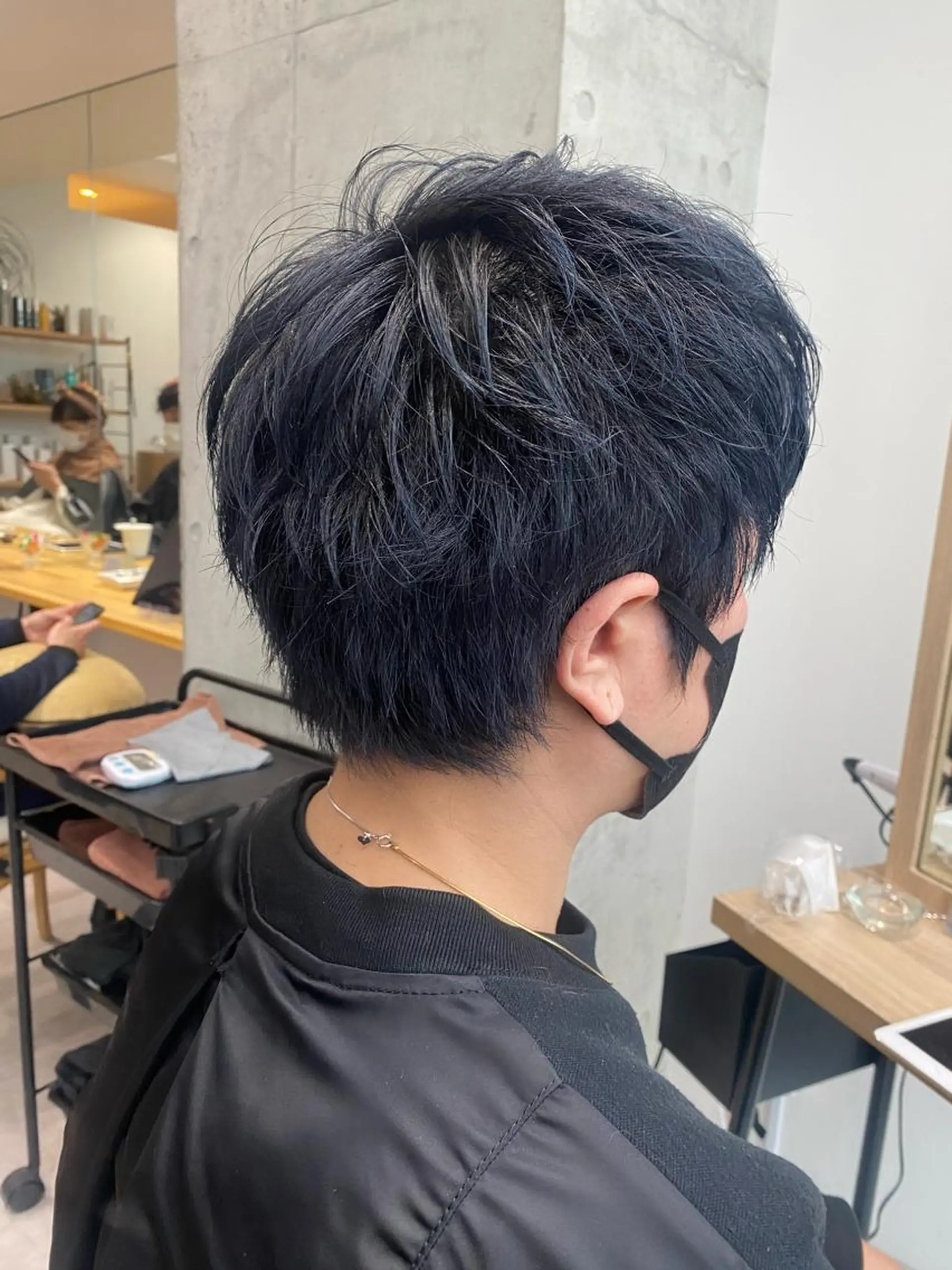 ショート カラー カット ヘアカラー トリートメント 似合う髪型が 分からない方へのヘアスタイル