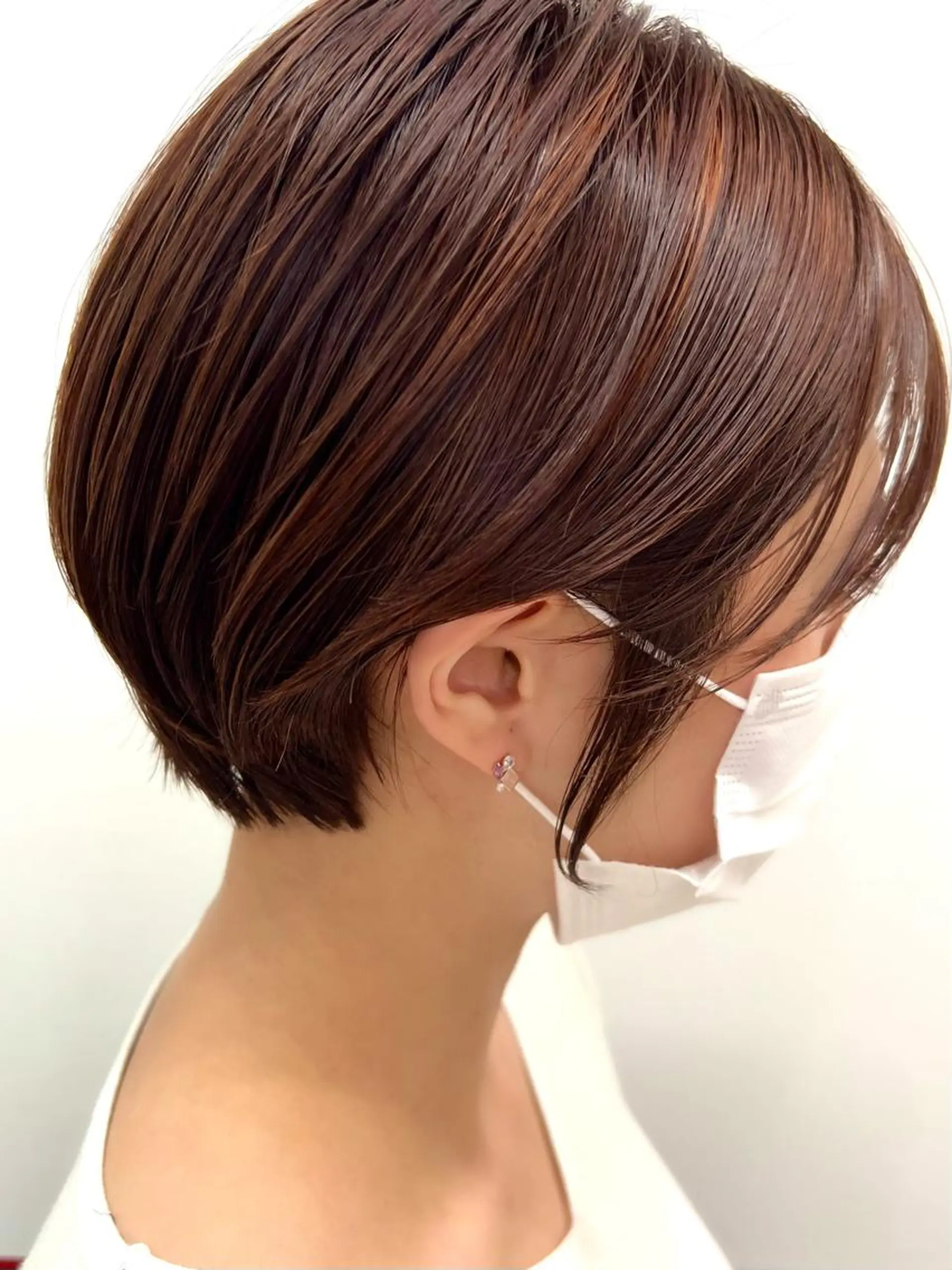 ショート カット ヘアカラー 三輪 恭平のヘアスタイル