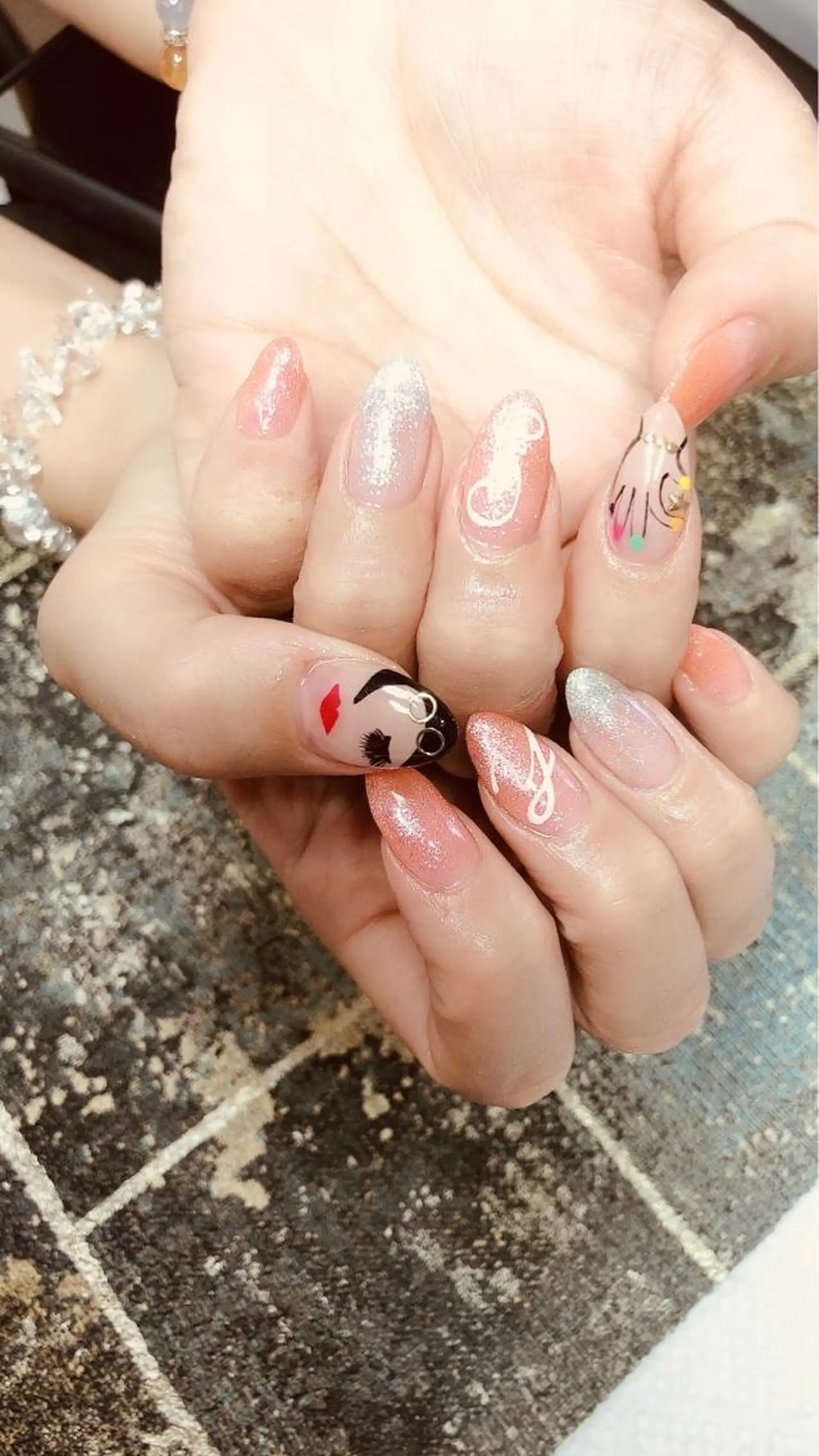 ネイル gorella Ａのネイルデザイン