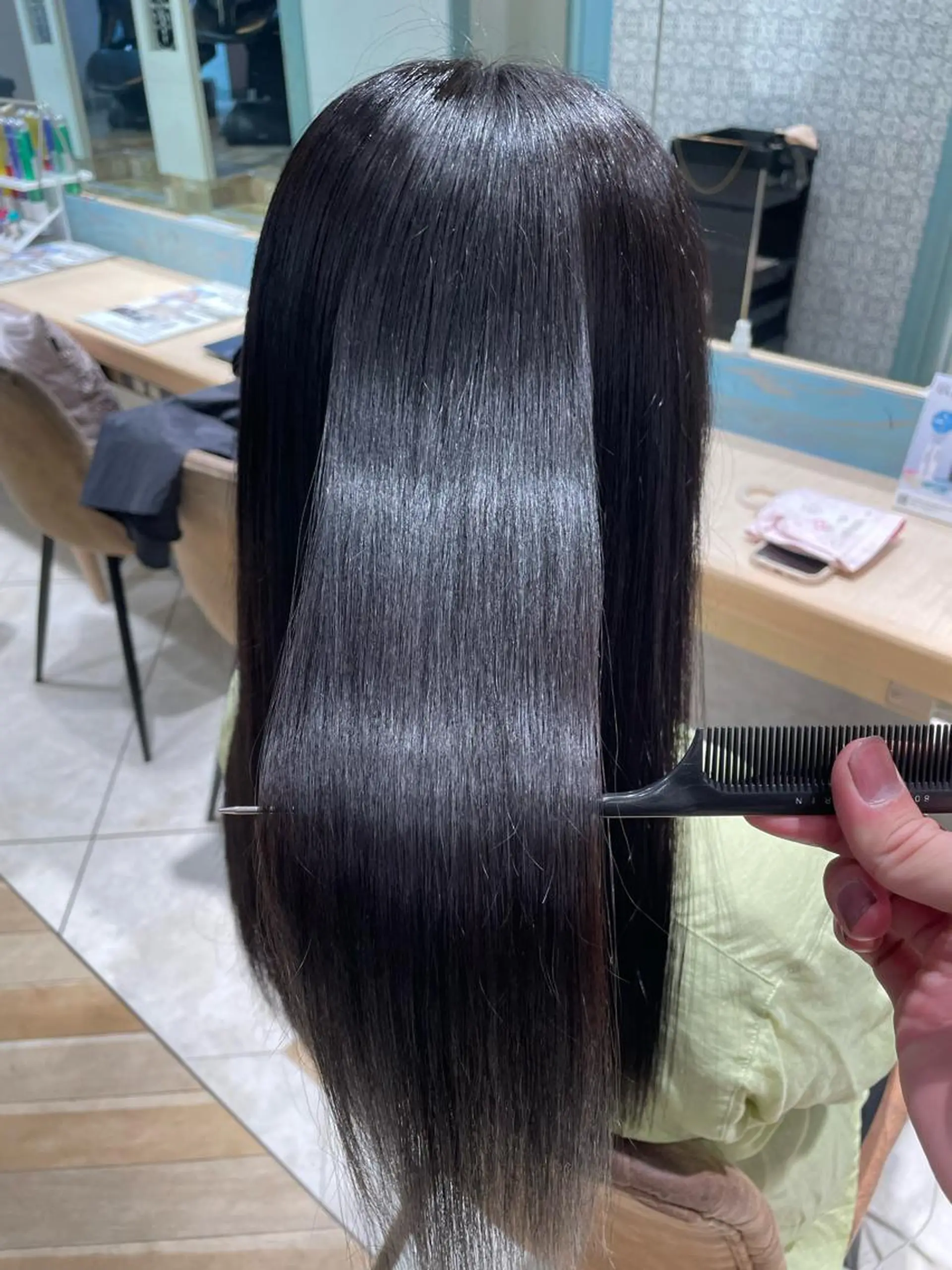 ロング 🥇KEN /レイヤー/カラーのヘアスタイル